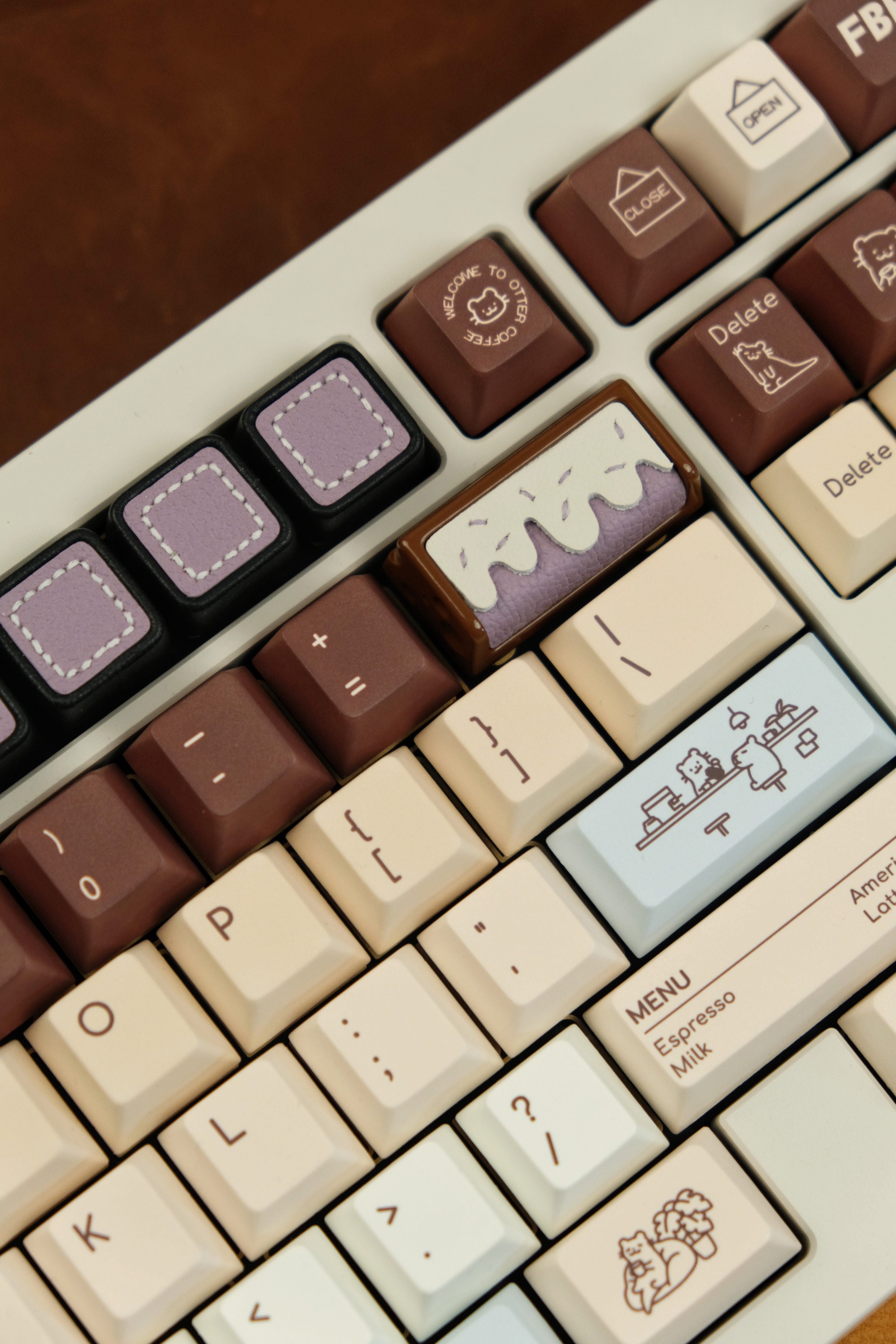 Delicious cake, 2U leather+resin personalized keycaps, mechanical keyboard decorative keycaps, food art creative keycaps
