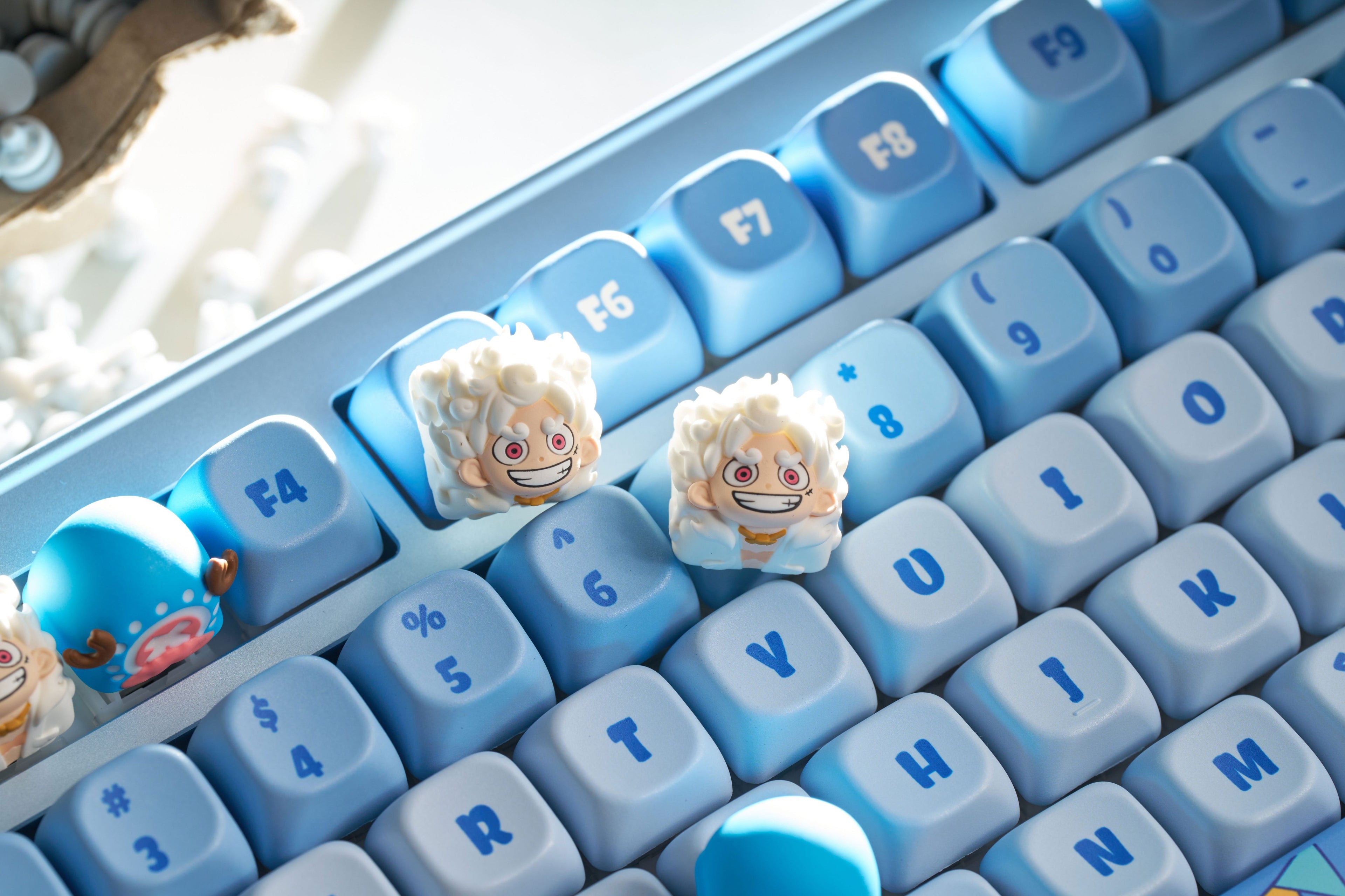 One Piece, Nika Luffy, Tony Tony Chopper hats, multi colored resin molded personalized keycaps, artisankeycaps artistic handmade keycaps.