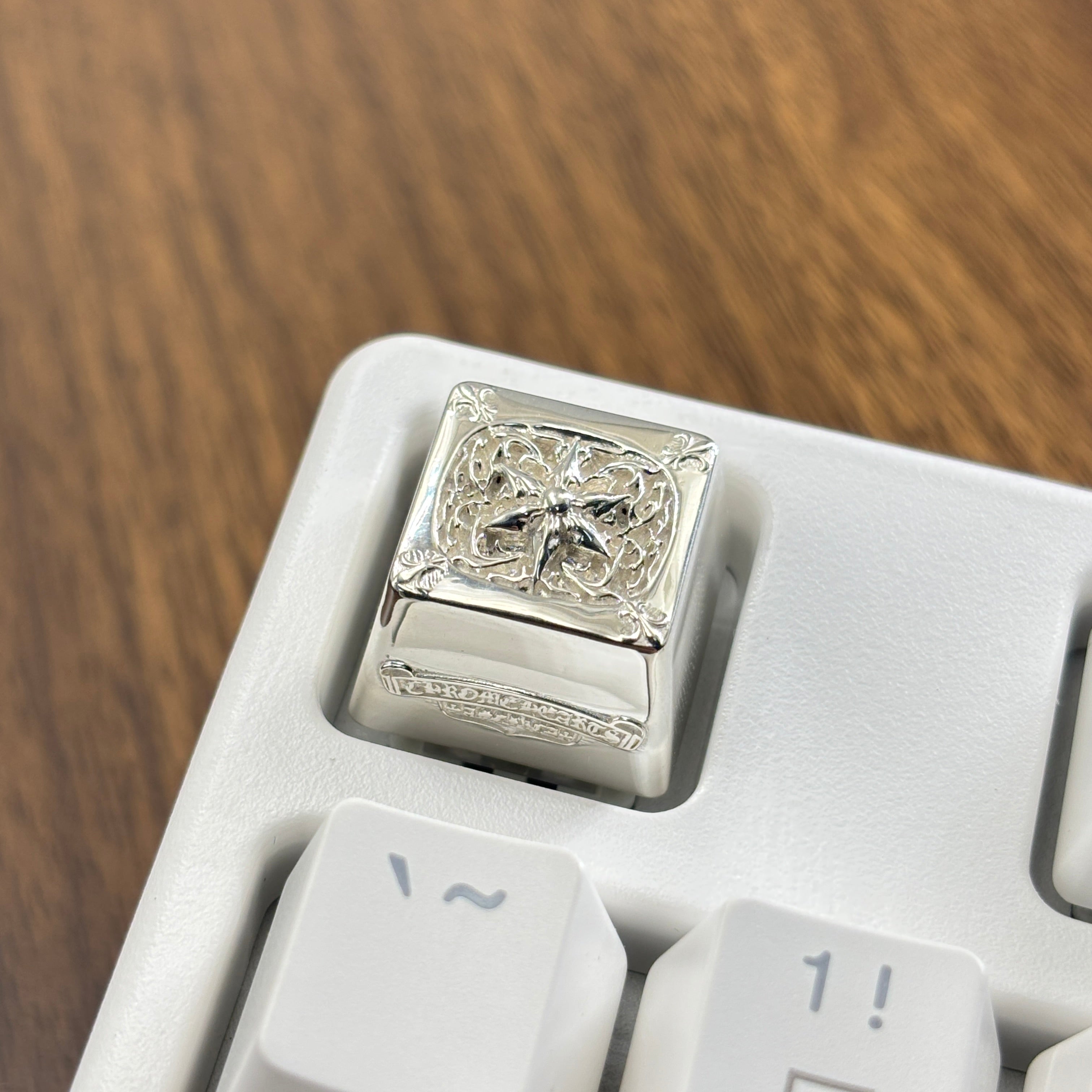 Chrome Hearts style, full keyboard key positions, 925 sterling silver custom trendy cultural keycaps, fashionable and personalized artistic decorative keycaps.