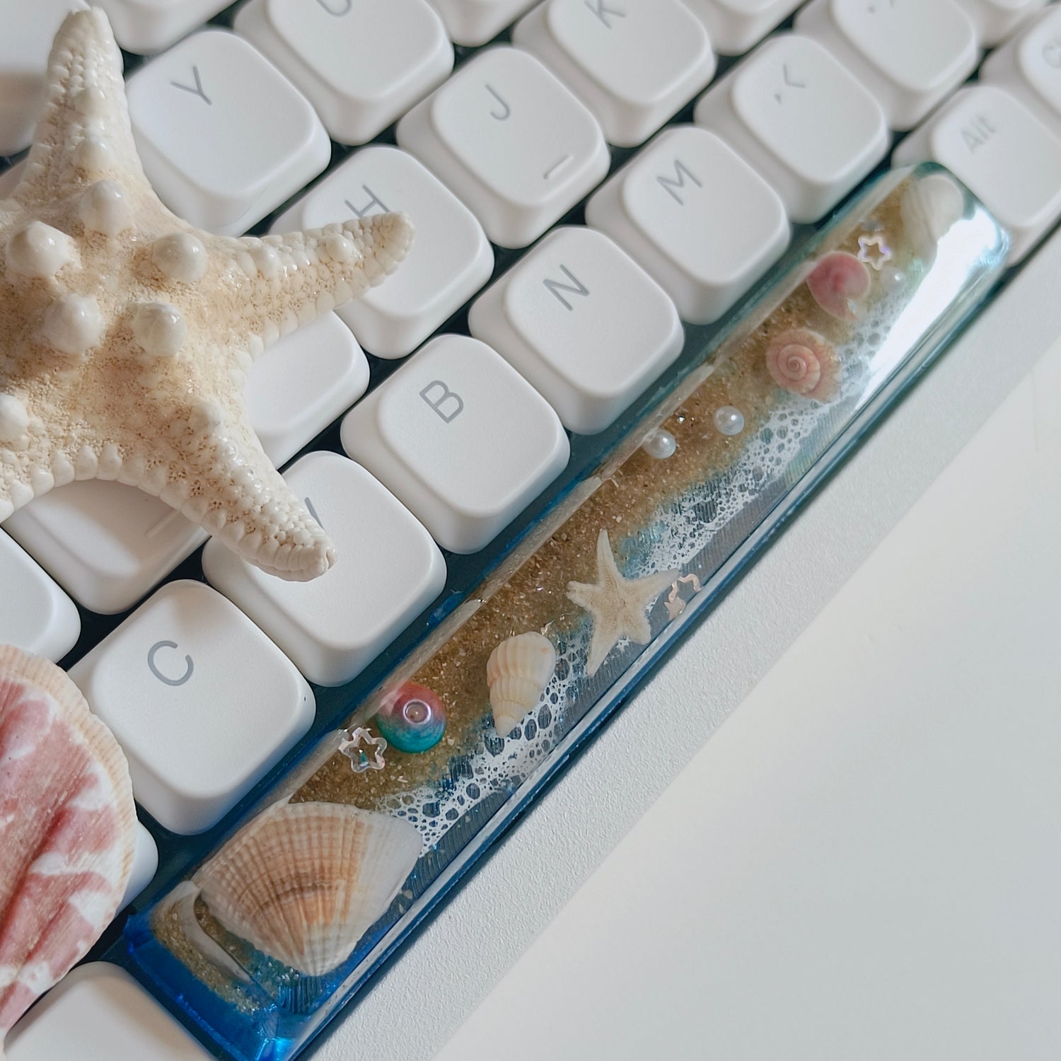 Seaside, Beach 6.25U Spacebar, Resin Personalized Keycaps, Ocean Art Keycaps Decorative Keycaps