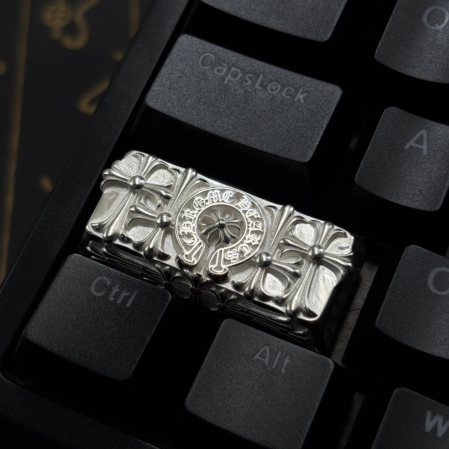 Chrome Hearts style, full keyboard key positions, 925 sterling silver custom trendy cultural keycaps, fashionable and personalized artistic decorative keycaps.