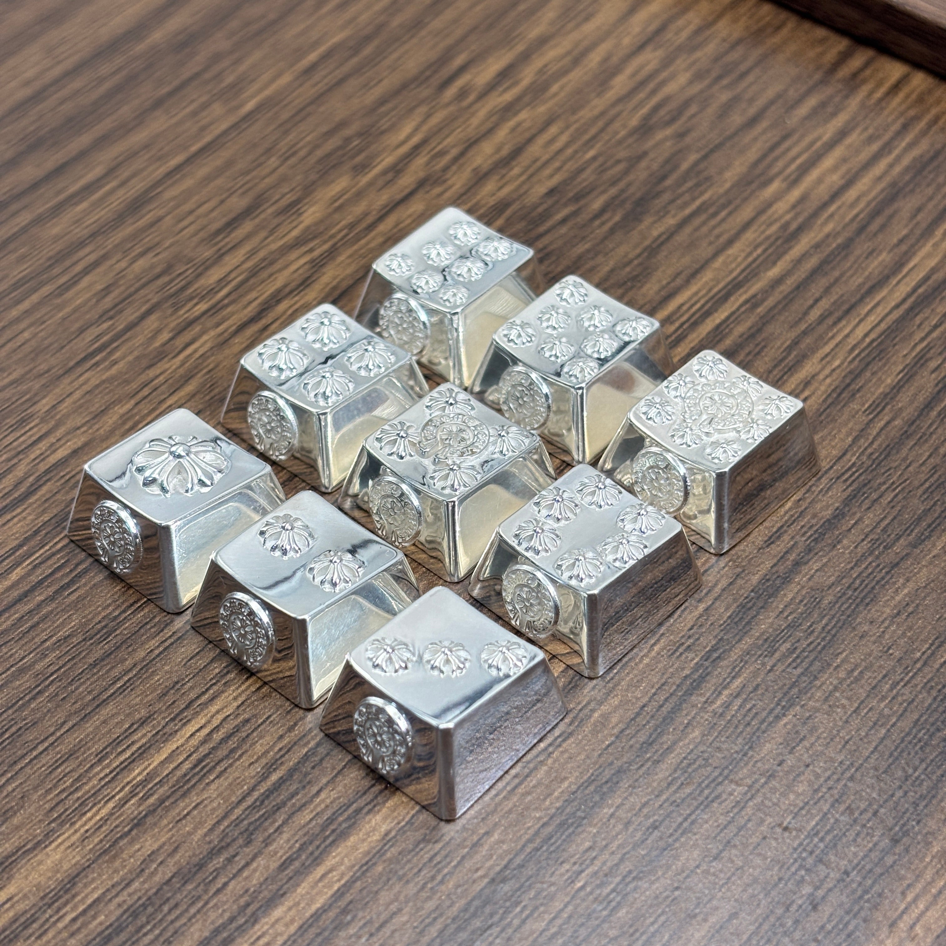 Chrome Hearts style, full keyboard key positions, 925 sterling silver custom trendy cultural keycaps, fashionable and personalized artistic decorative keycaps.