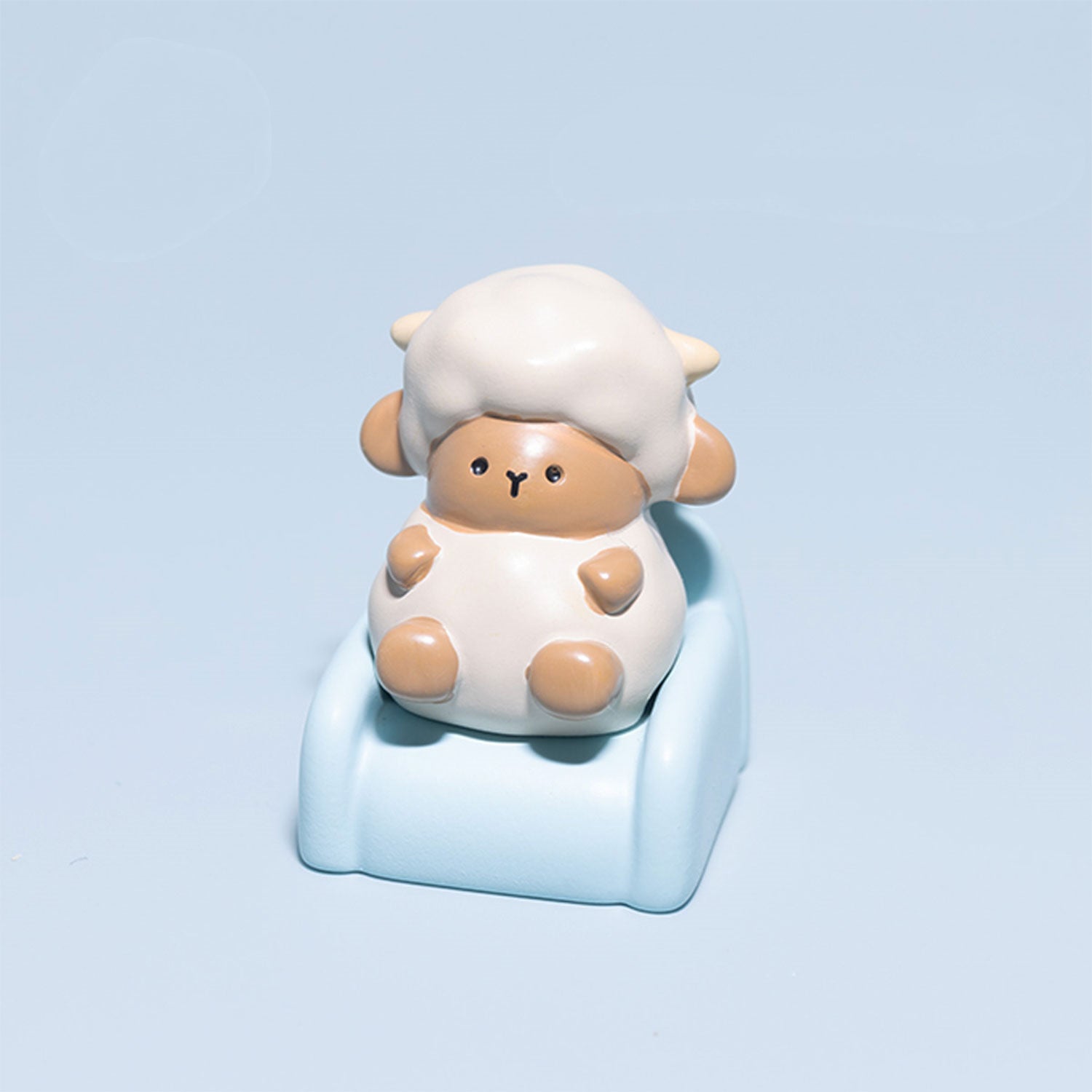 Leisure Time Theme, Small Animals Sitting on Sofa, Resin Spray Personalized Keycaps, Art Design Keycaps