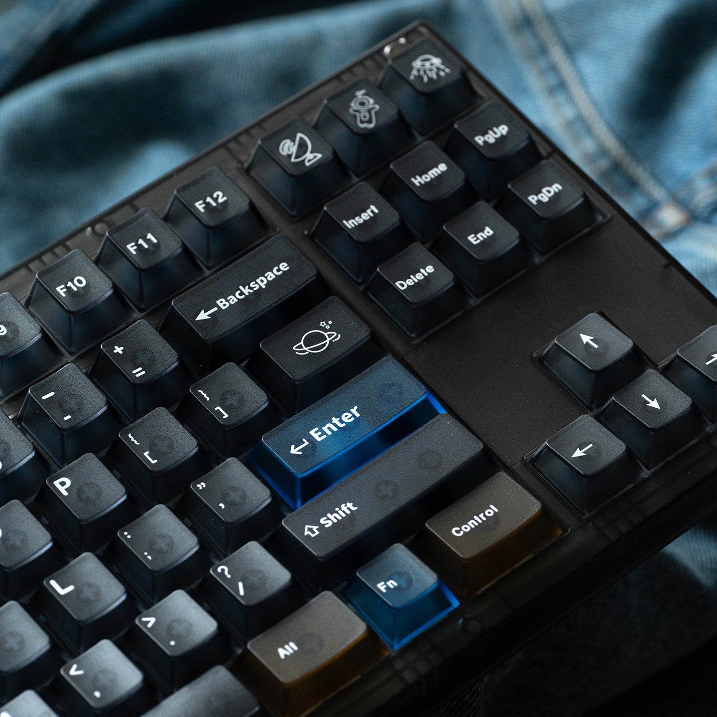 Interstellar themed keycap set, five sided frosted translucent PC keycap personalized customization PBT heat sublimation factory height