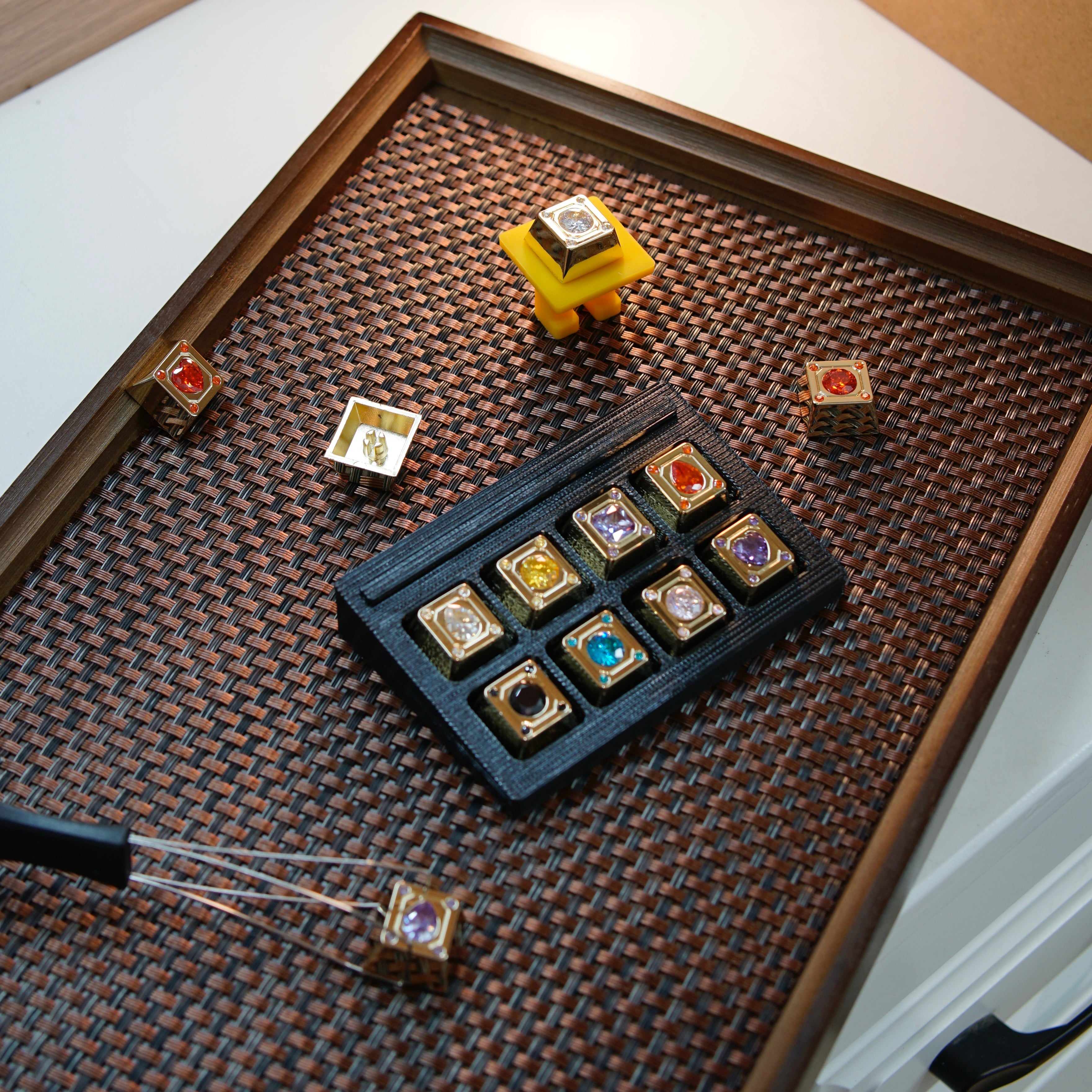 Diamond Star Theme, Imitation Diamond Metal Keycap Base Personalized Keycap Original Factory R4 Highly Decorative Keycap