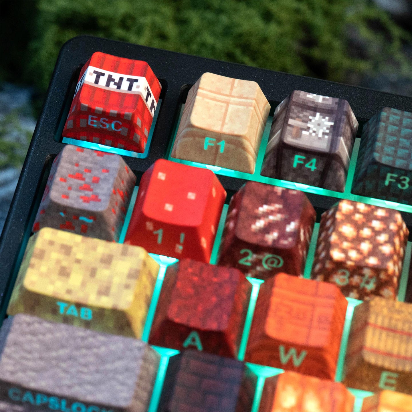 Minecraft theme, side transparent mechanical keyboard keycaps, personalized customization, PBT heat sublimation, original factory height