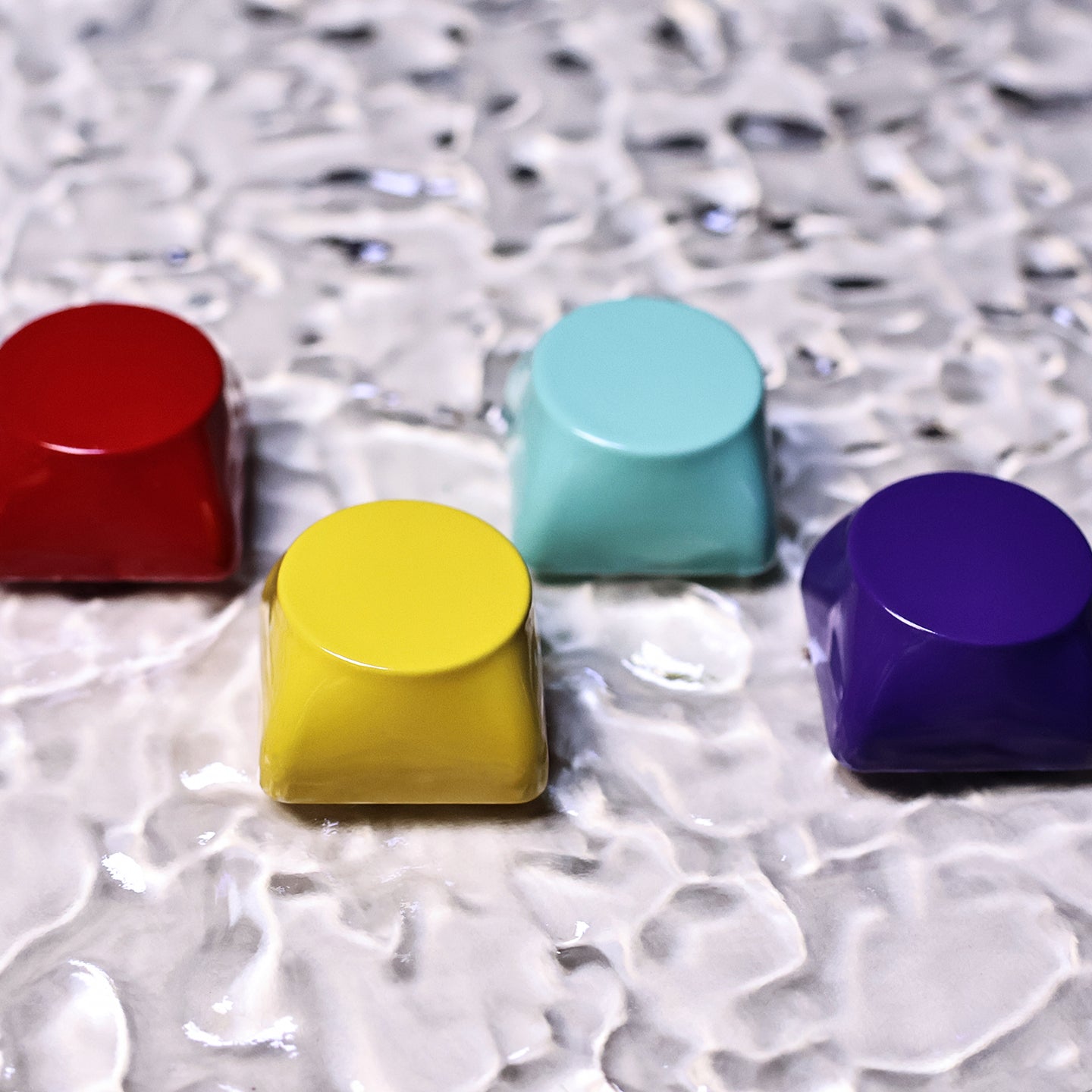 Original shaped personalized keycaps, round aluminum alloy keycaps, metal baked paint, CNC machining, customized mechanical keyboard keycaps