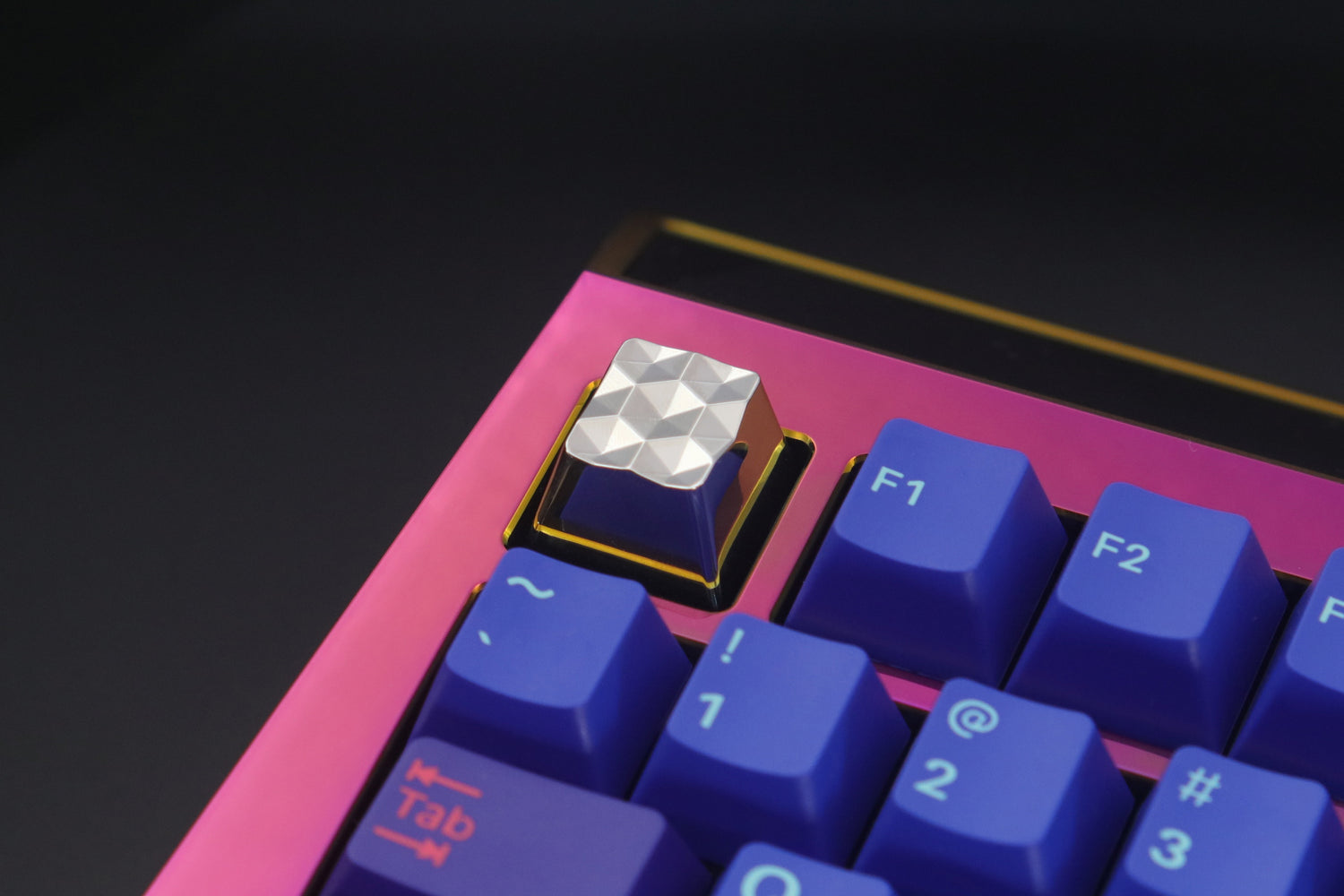 Prism honeycomb geometric art illusion silver plated zinc aluminum alloy metal personalized keycaps