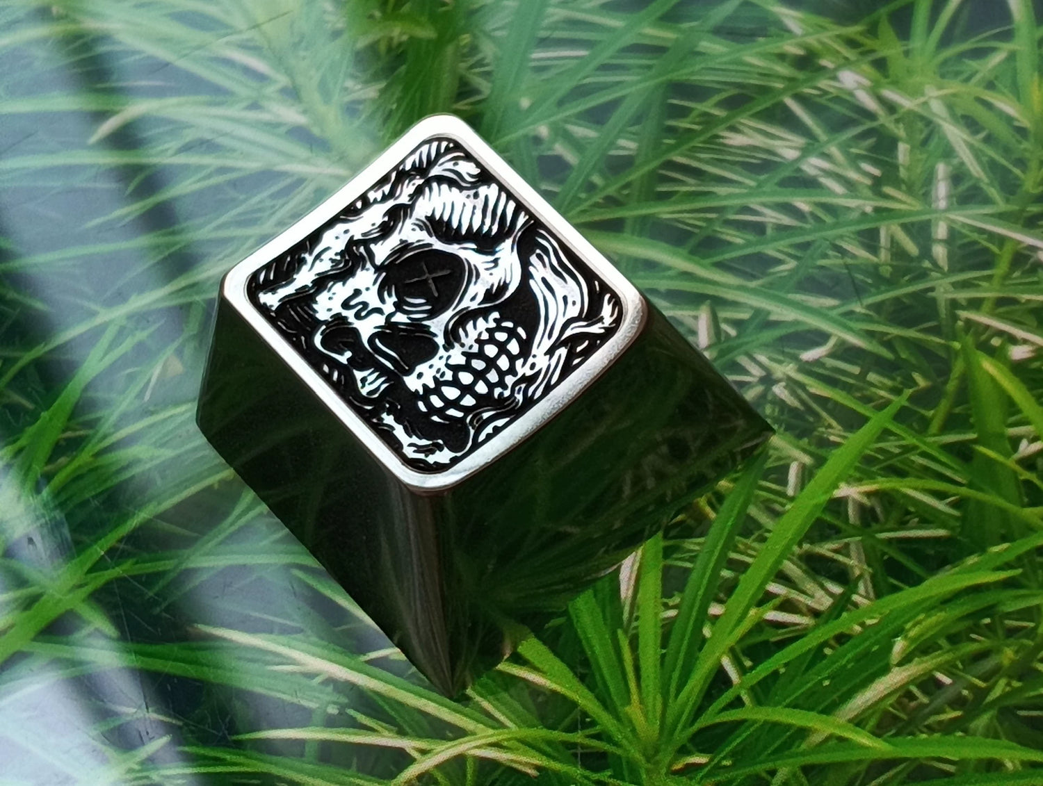 Graffiti Skeleton, Zinc Alloy Personalized Keycaps, 1U Metal Decorative Keycaps, Creative Keycaps