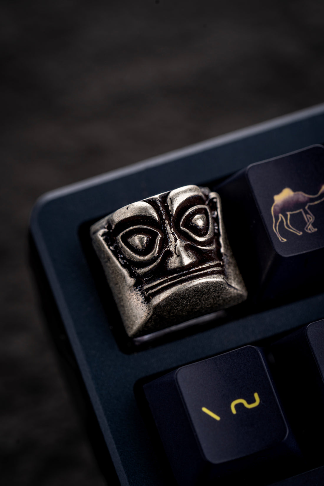 Pure copper original Sanxingdui mask Pai Daxing keycap customized mechanical keyboard special cross axis universal key