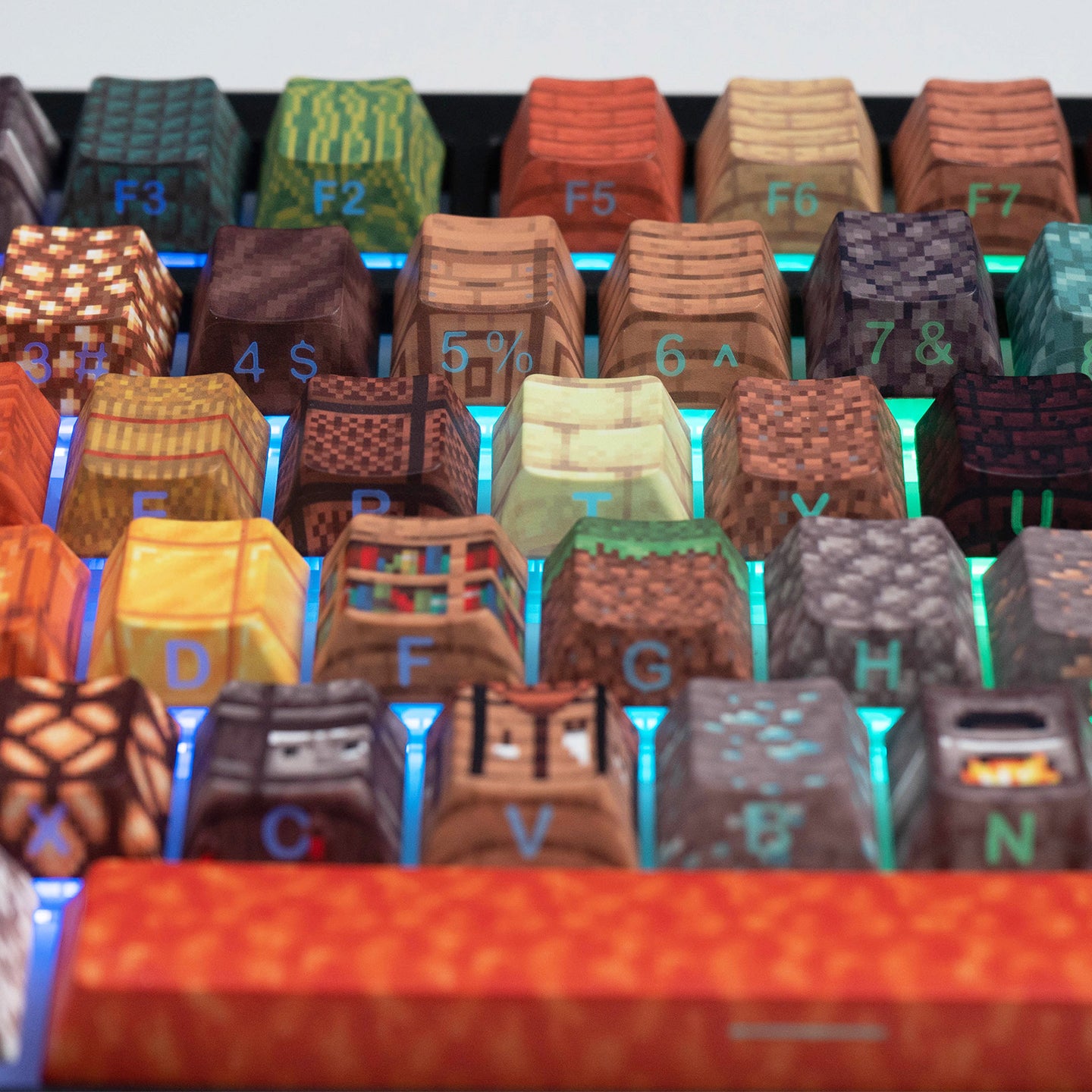 Minecraft theme, side transparent mechanical keyboard keycaps, personalized customization, PBT heat sublimation, original factory height