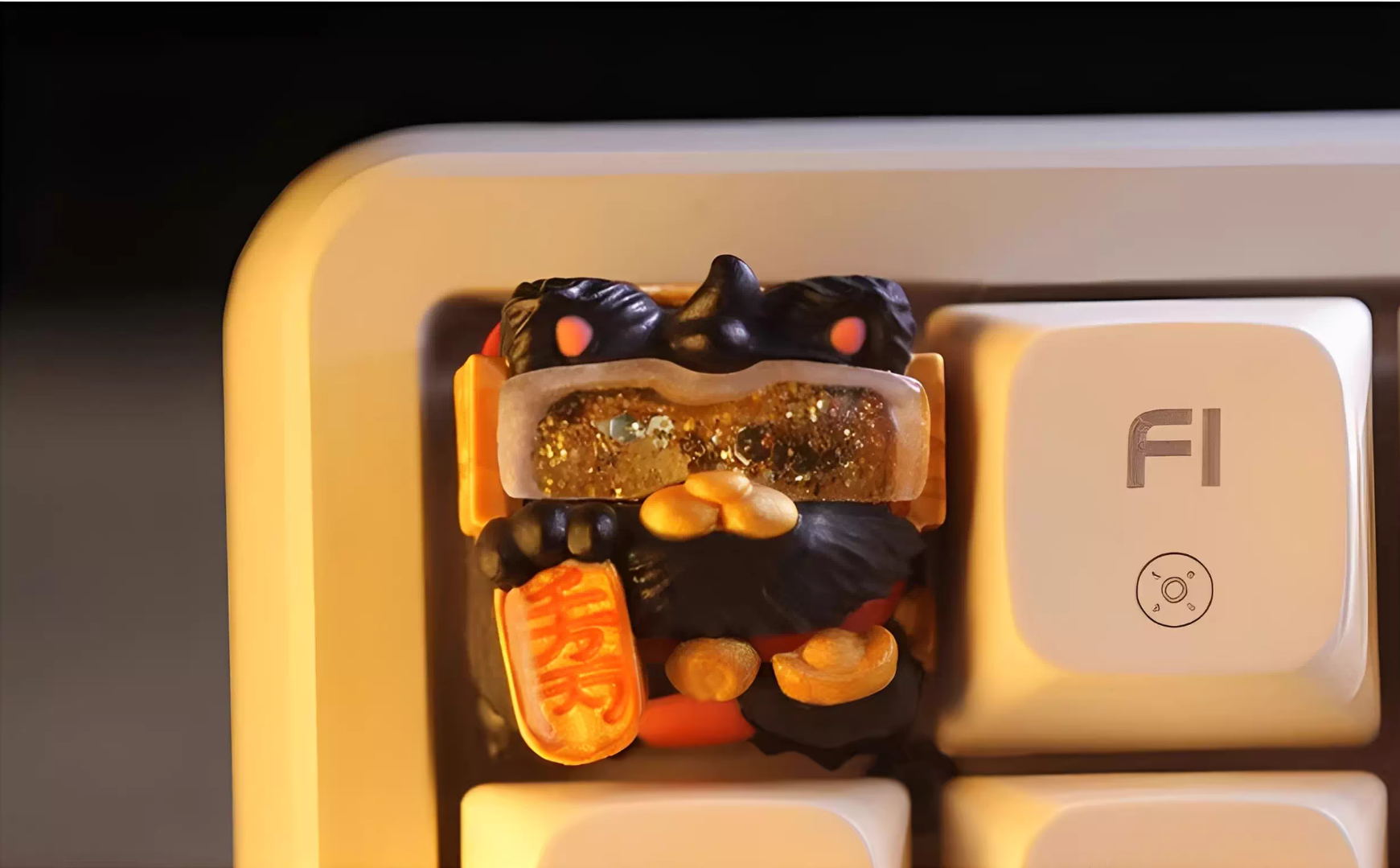 Lucky Cat, Multi colored resin one-piece molded personalized keycaps, handmade art keycaps, creative keycaps