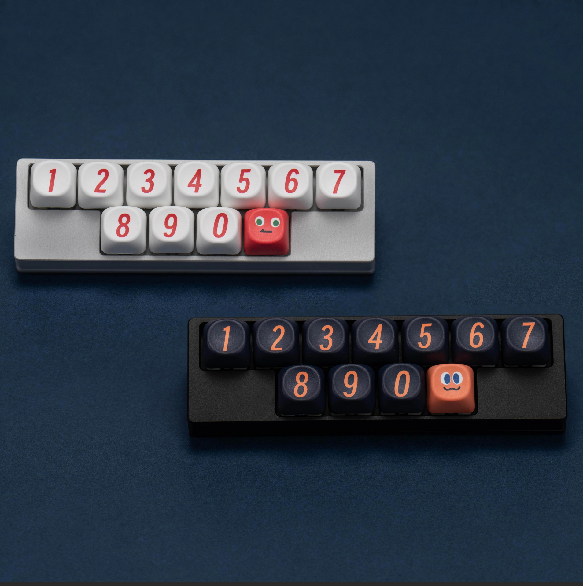 Parking, mobile phone number plate, aluminum alloy metal anode material including switch, keycap, can accommodate 11 digits.