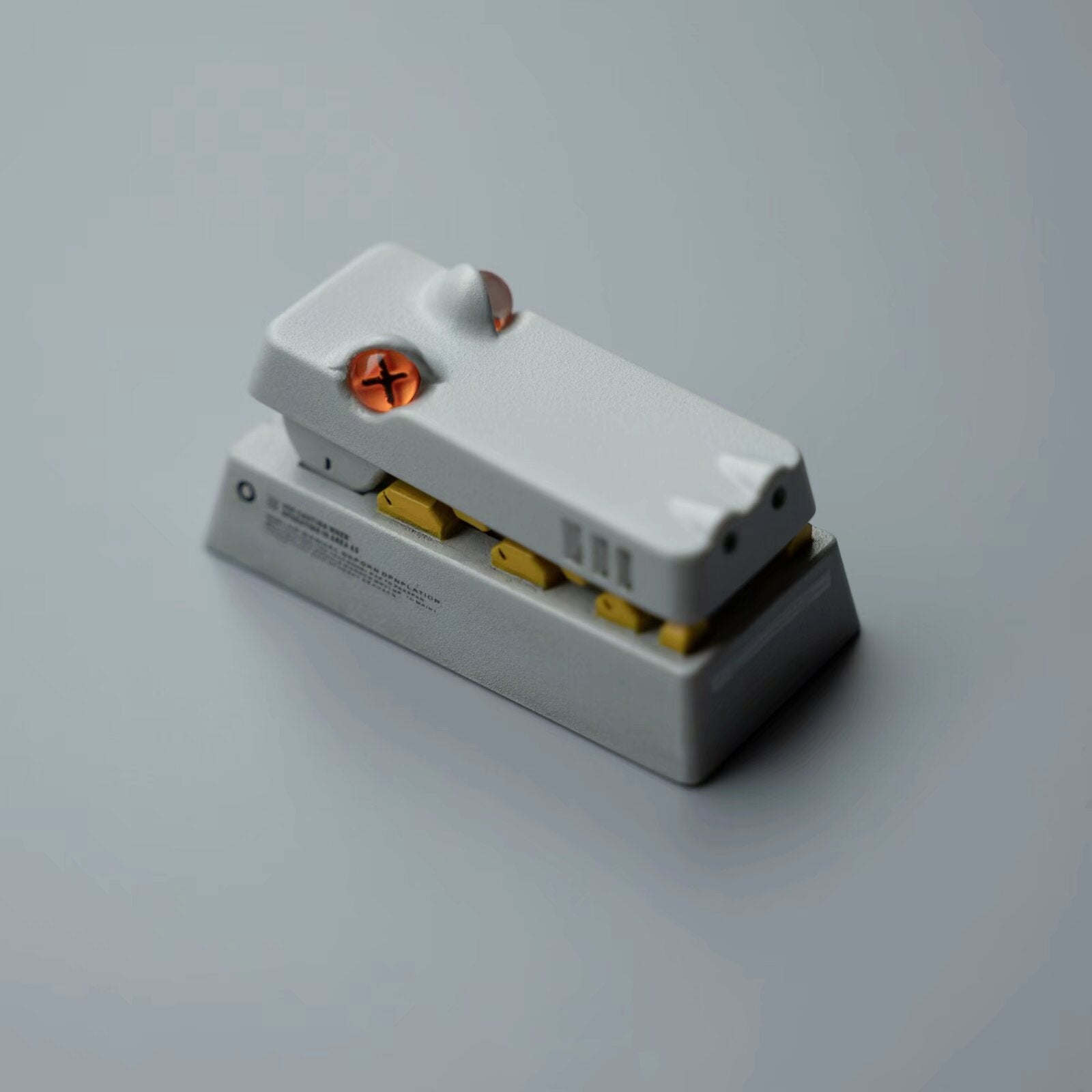 R2-Mechanical style little crocodile.2U Backspace Key artisankeycaps, Mouth can be opened and closed, PBT material personalized keycaps, keyboard decorative keycaps