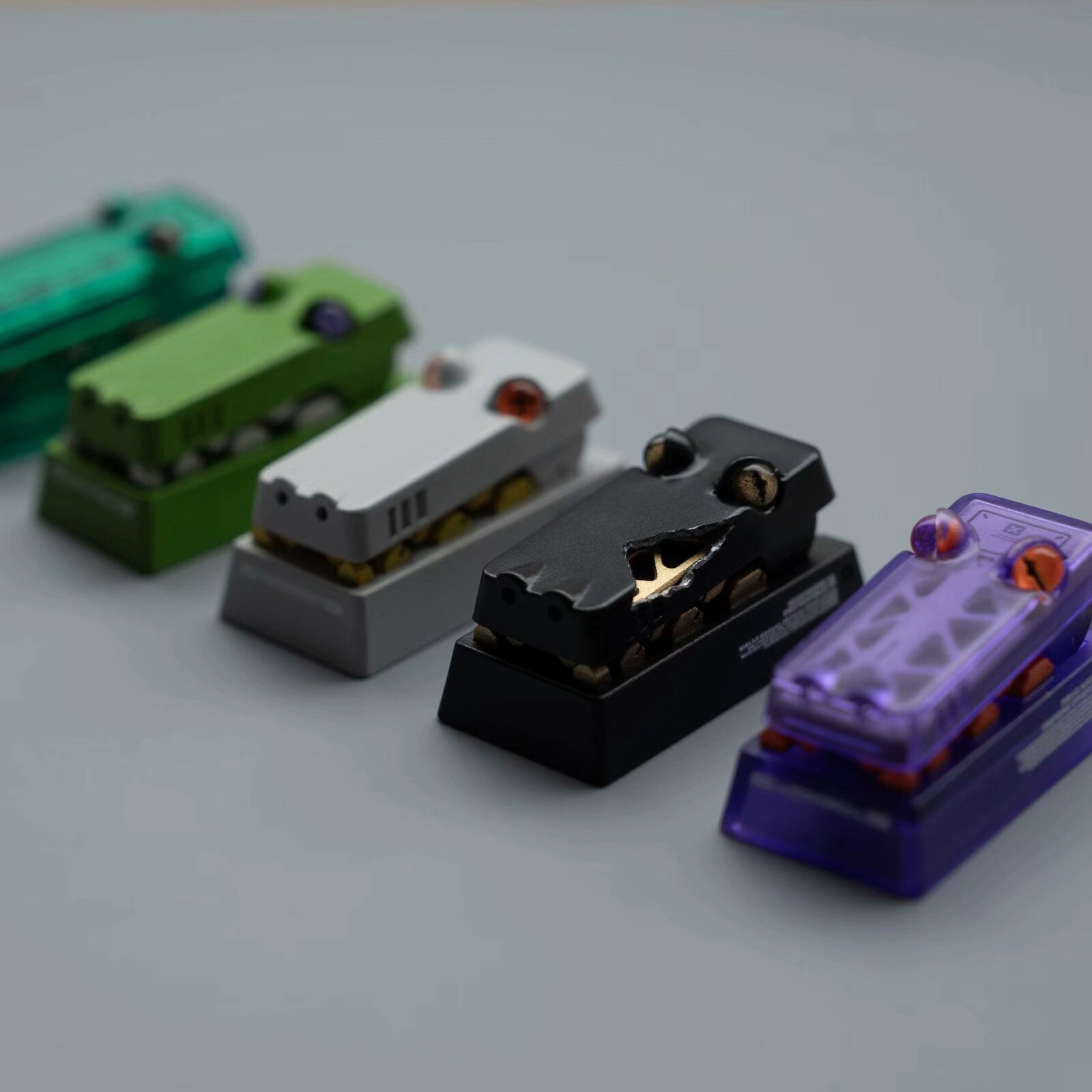 R2-Mechanical style little crocodile.2U Backspace Key artisankeycaps, Mouth can be opened and closed, PBT material personalized keycaps, keyboard decorative keycaps