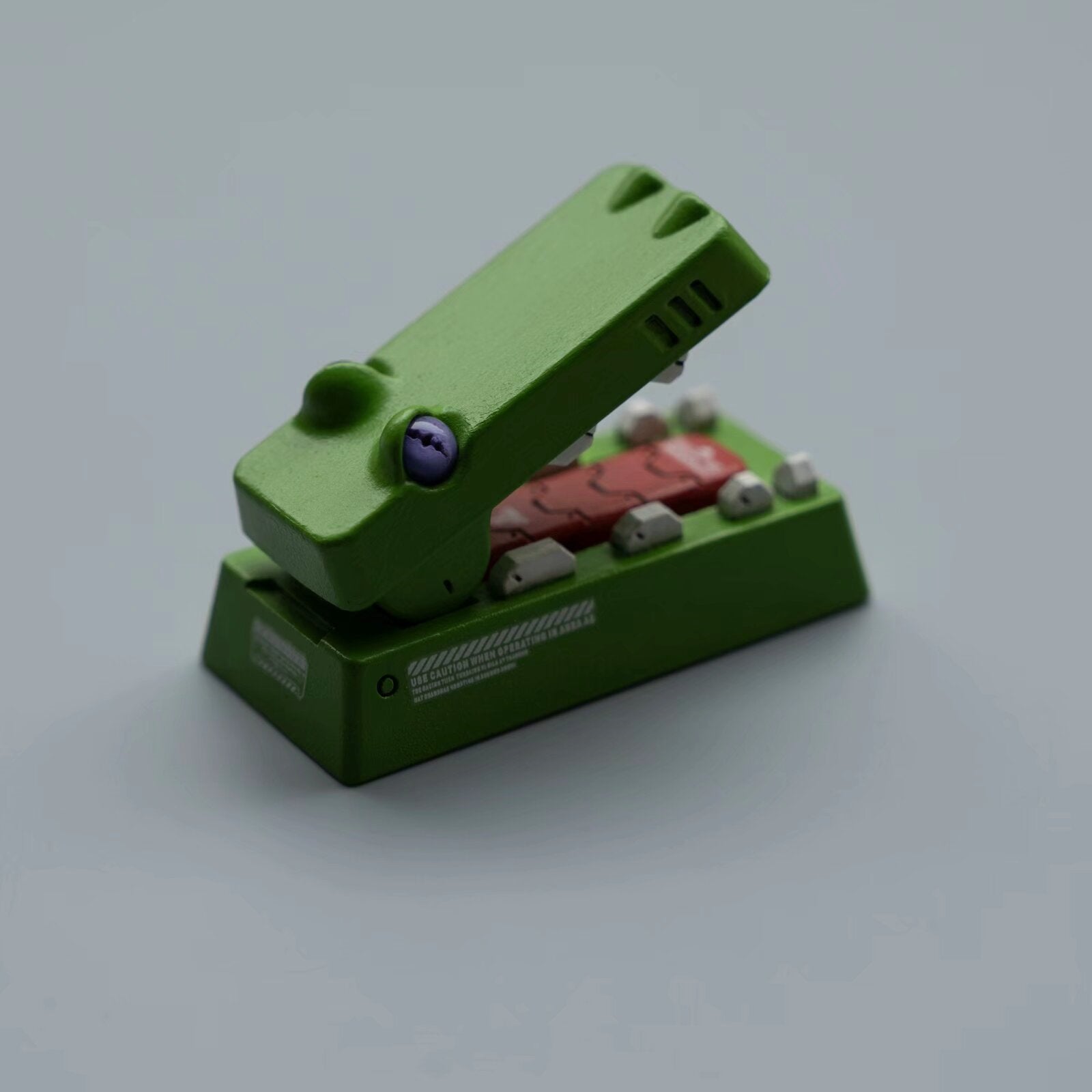 R2-Mechanical style little crocodile.2U Backspace Key artisankeycaps, Mouth can be opened and closed, PBT material personalized keycaps, keyboard decorative keycaps