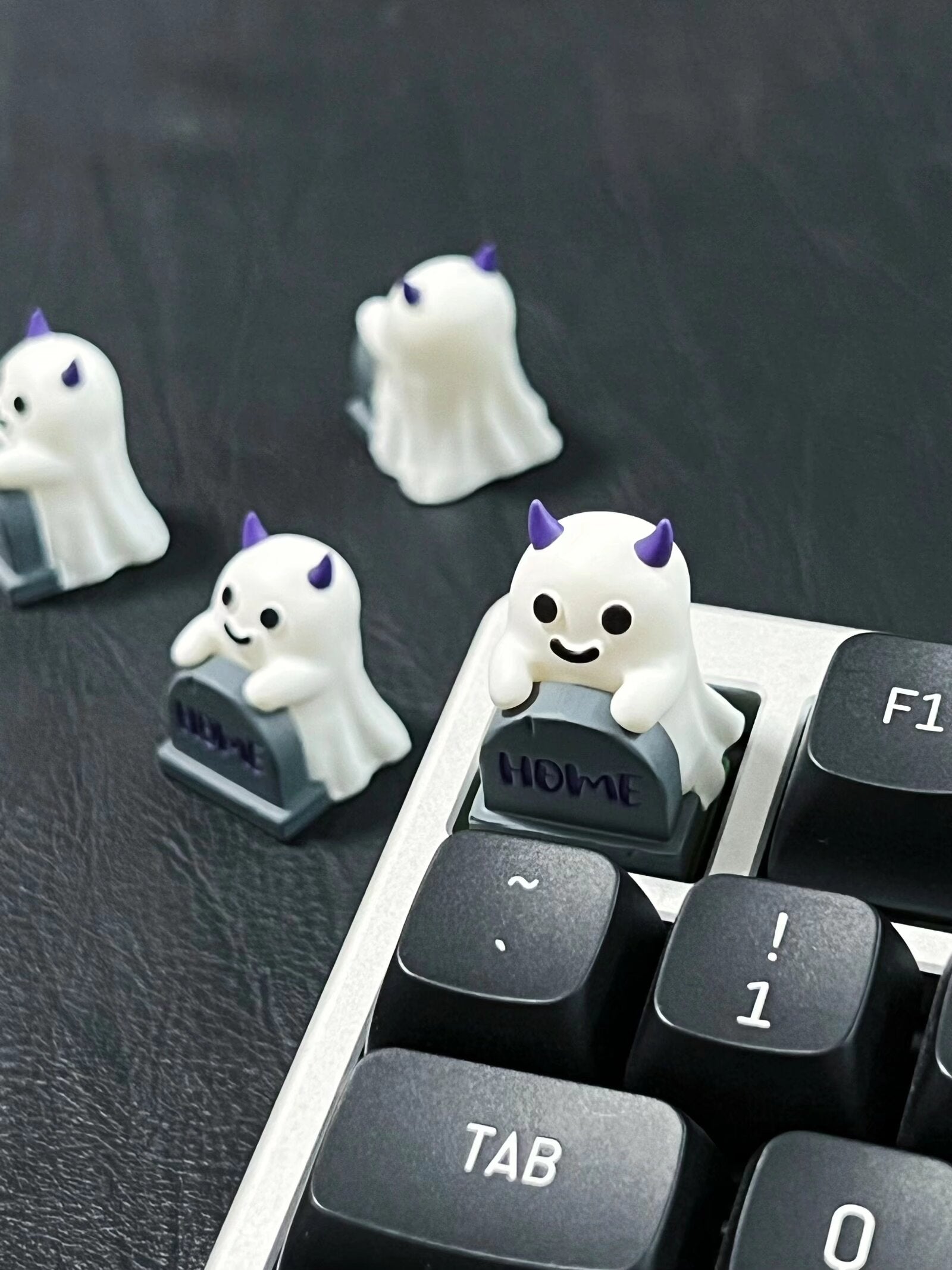 Halloween Ghost Tombstone Personalized Resin Coating Keycaps Mechanical Keyboard Creative Decorative Keycaps