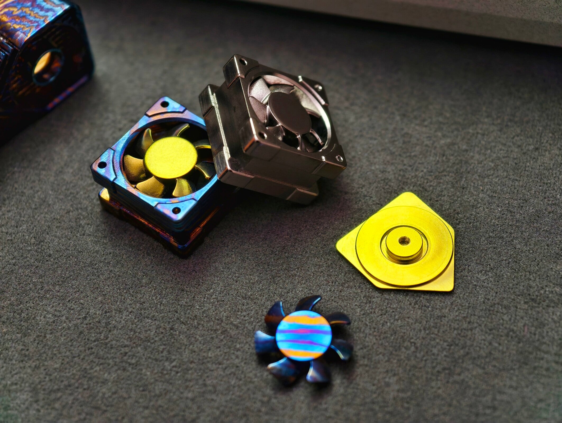 Titanium alloy EDC fan keycaps, titanium alloy movable fan blades, mechanical keyboard decorative keycaps, CNC metal processing customized keycaps