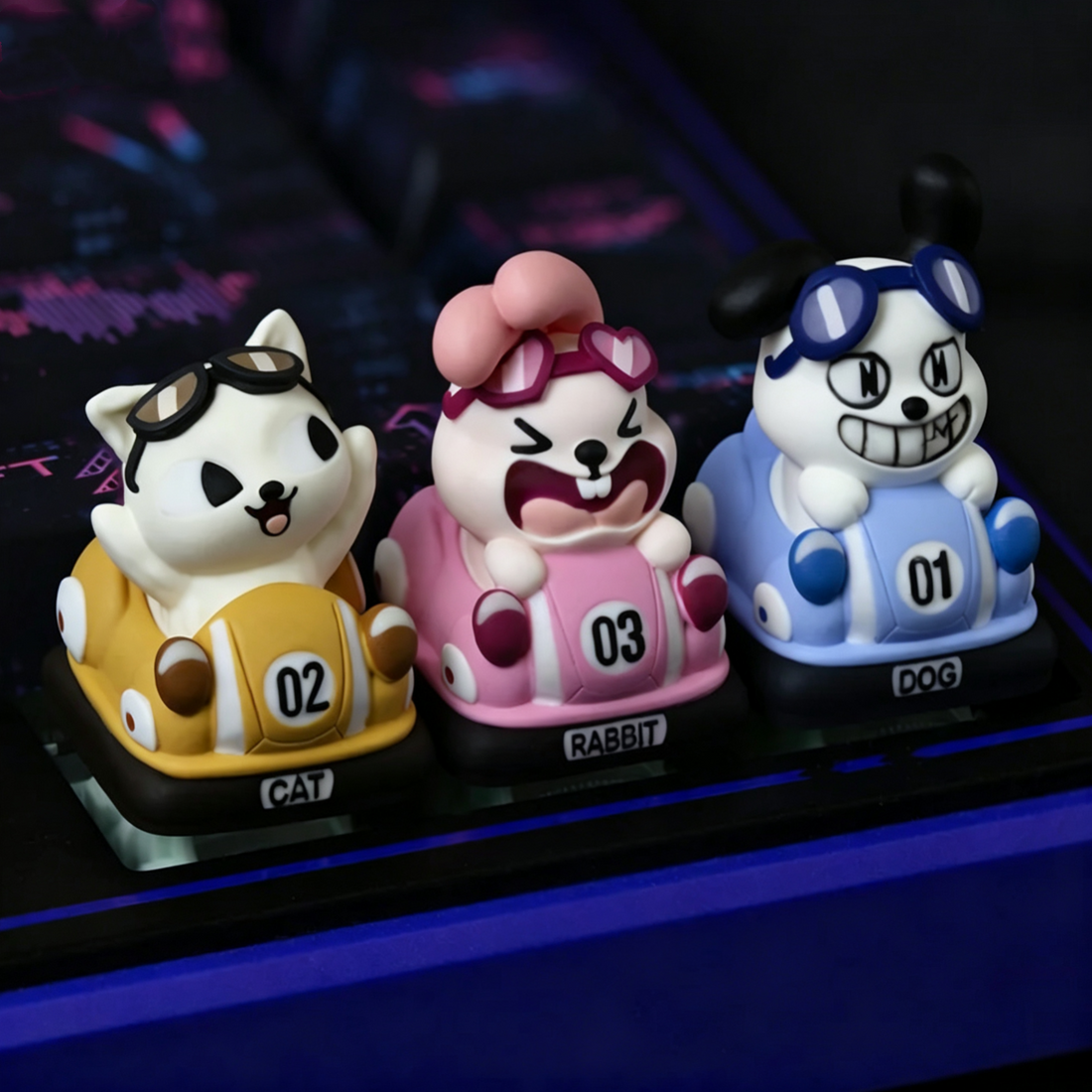 Original design of bumper car, multi-color resin molded personalized keycaps for bumper car, artistic and creative decorative keycaps for mechanical keyboard