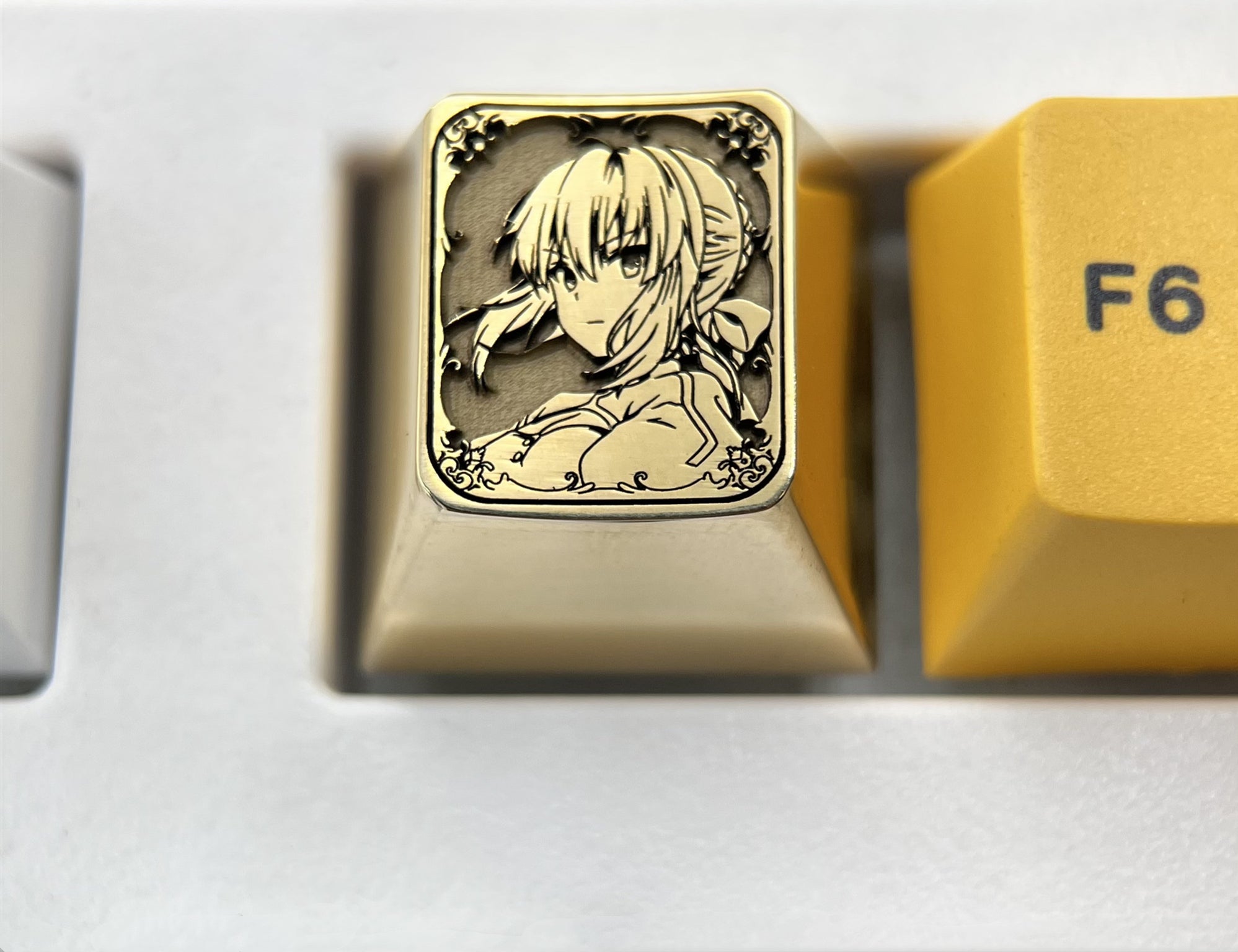 Saber, 1U brass deep carving, metal creative carving keycaps around anime and game characters.