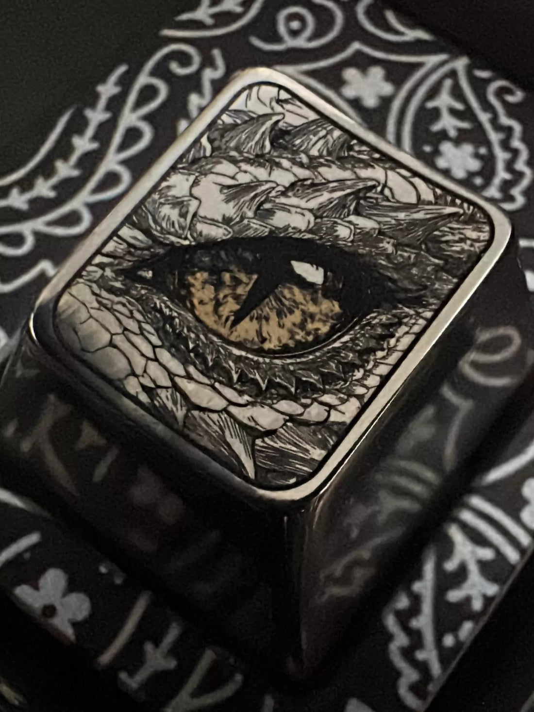 Titanium alloy precision instrument carving, dragon eyes, personalized keycaps, mechanical keyboard creative decorative keycaps