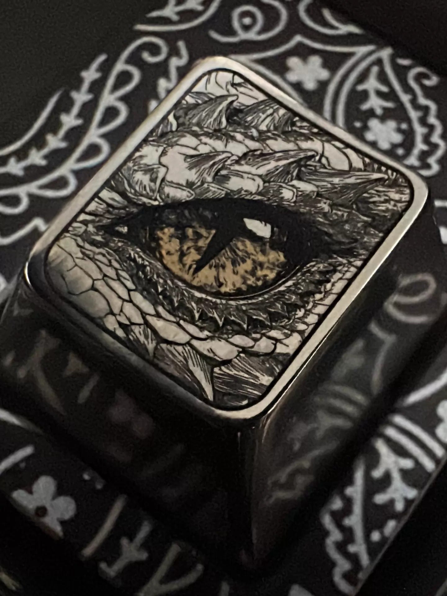 Titanium alloy precision instrument carving, dragon eyes, personalized keycaps, mechanical keyboard creative decorative keycaps