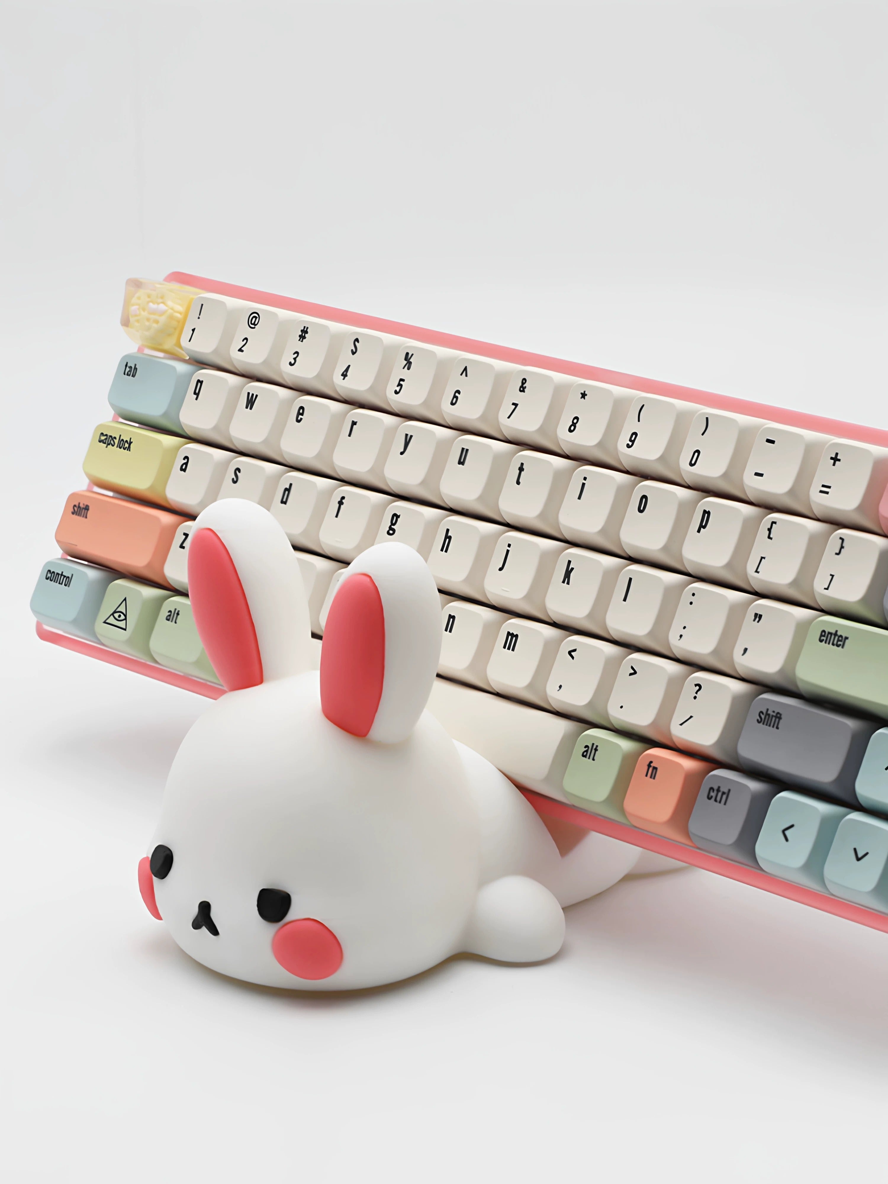Cute Party Rabbit PLA Material, Keyboard Display Rack, Desktop Storage Rack, Computer Desktop Beautification Decoration, Mechanical Keyboard Bracket