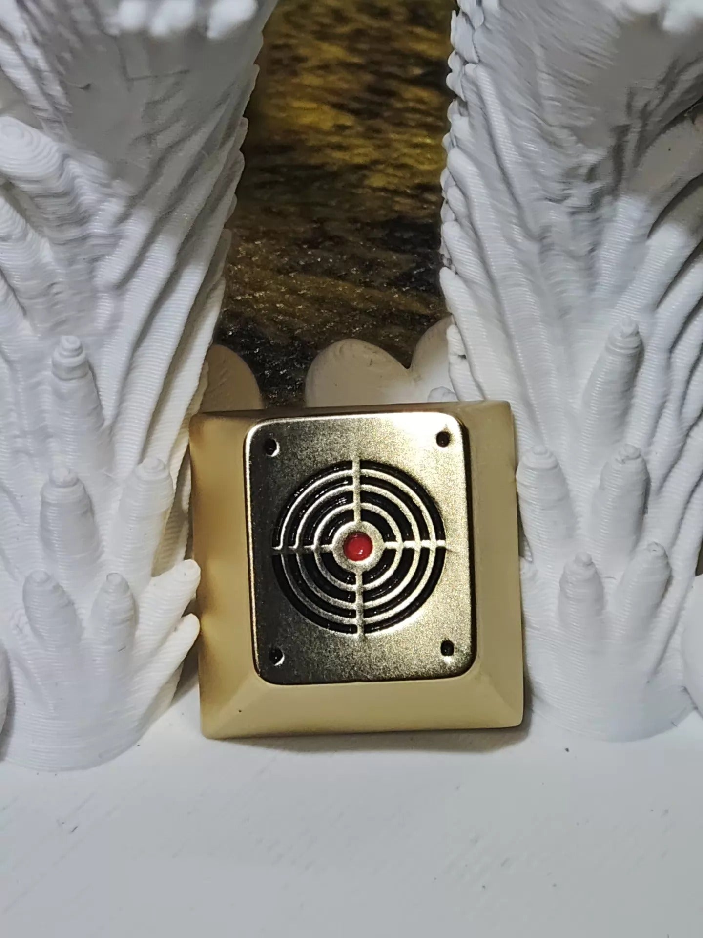 Precise shooting, aiming design, metal personalized keycaps, mechanical keyboard FPS game culture creative decorative keycaps