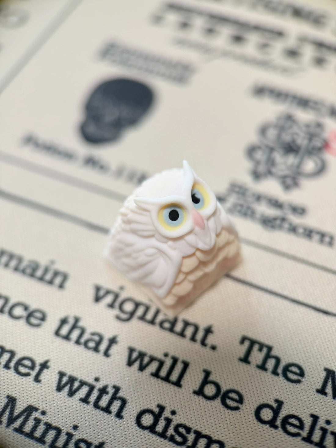 Owl siblings 3 D printing resin printing and coloring, three-dimensional modeling, anime, gaming, cultural creativity, personalized keycaps, mechanical keyboard decoration keycaps