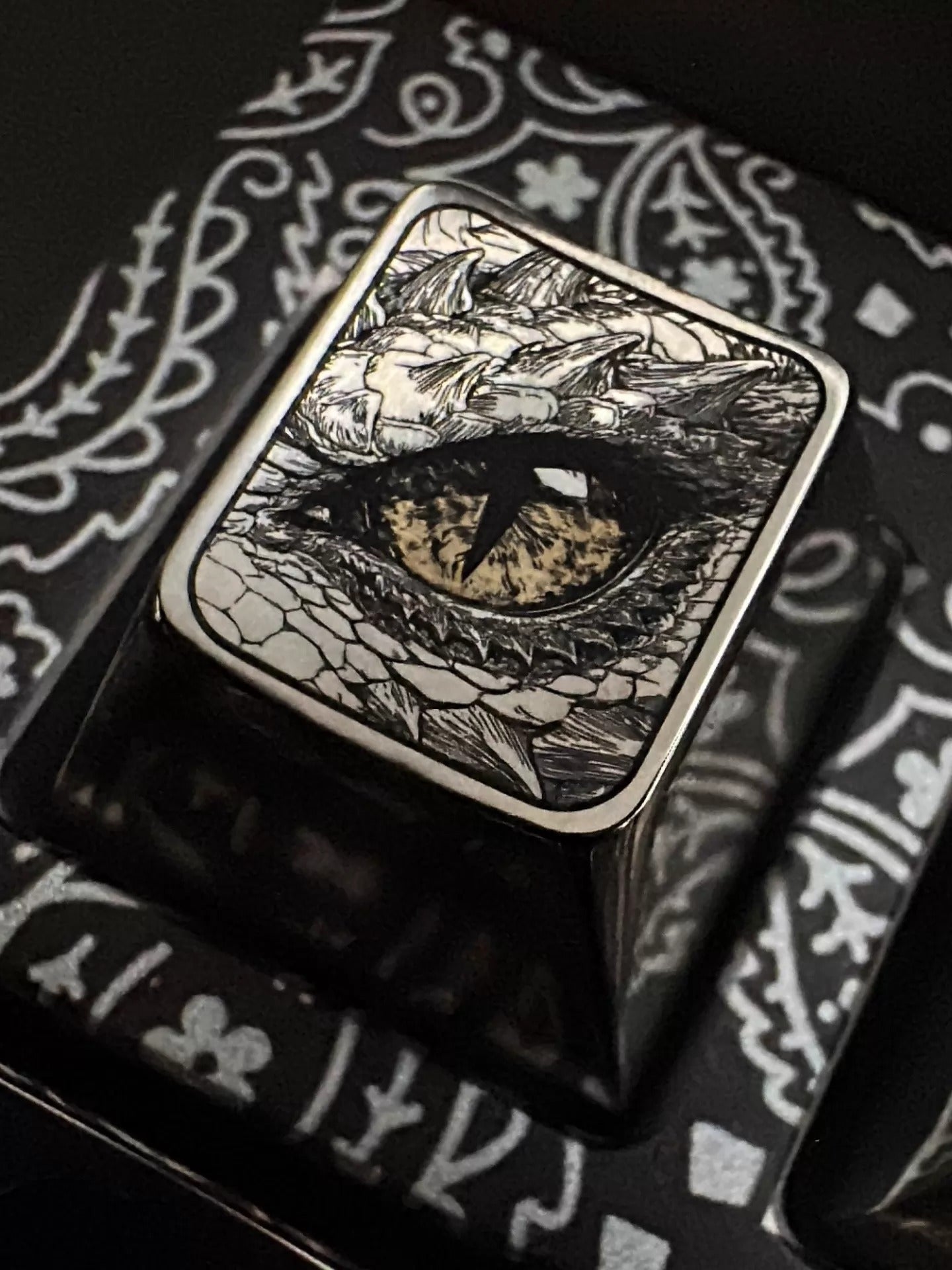 Titanium alloy precision instrument carving, dragon eyes, personalized keycaps, mechanical keyboard creative decorative keycaps
