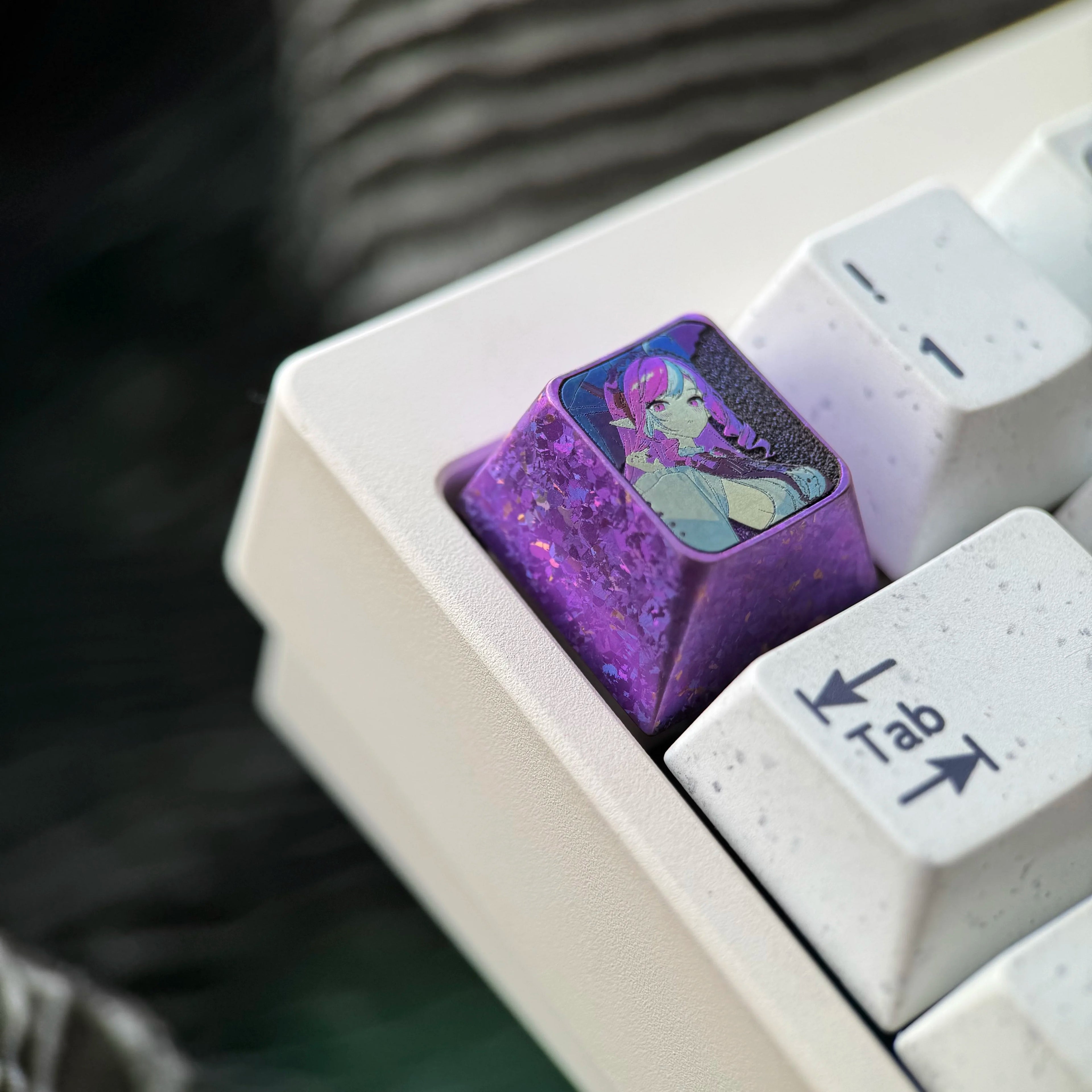 Zenless Zone Zero, Vivian Banshee, 1U titanium alloy personalized keycaps, anime, gaming, cultural and creative peripheral products, mechanical keyboard decoration keycaps