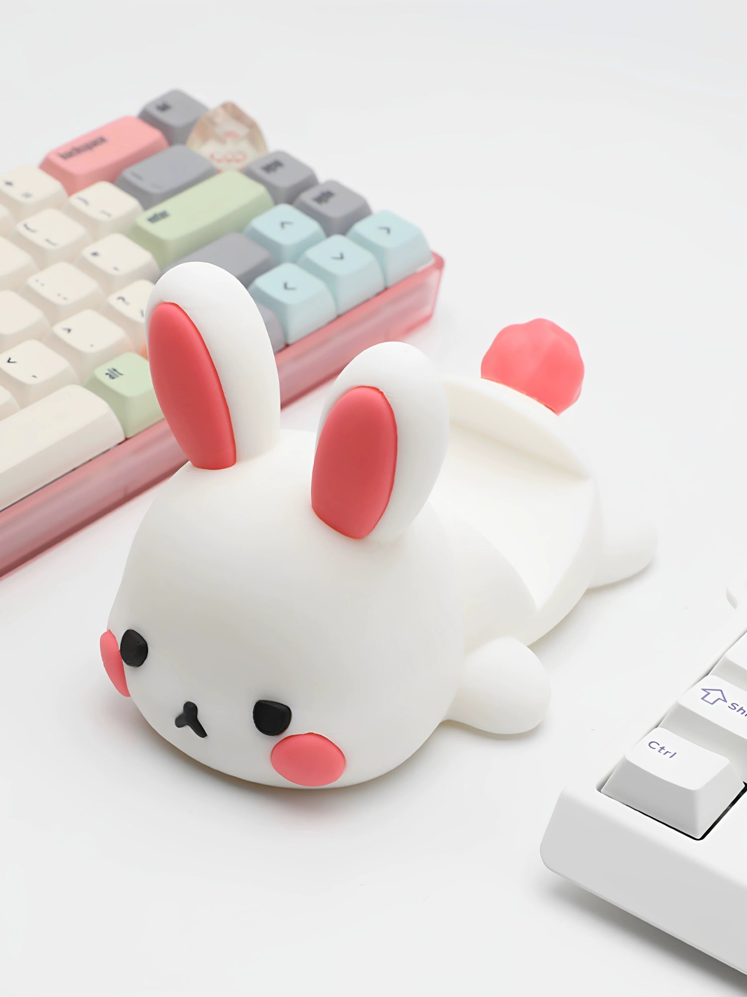 Cute Party Rabbit PLA Material, Keyboard Display Rack, Desktop Storage Rack, Computer Desktop Beautification Decoration, Mechanical Keyboard Bracket