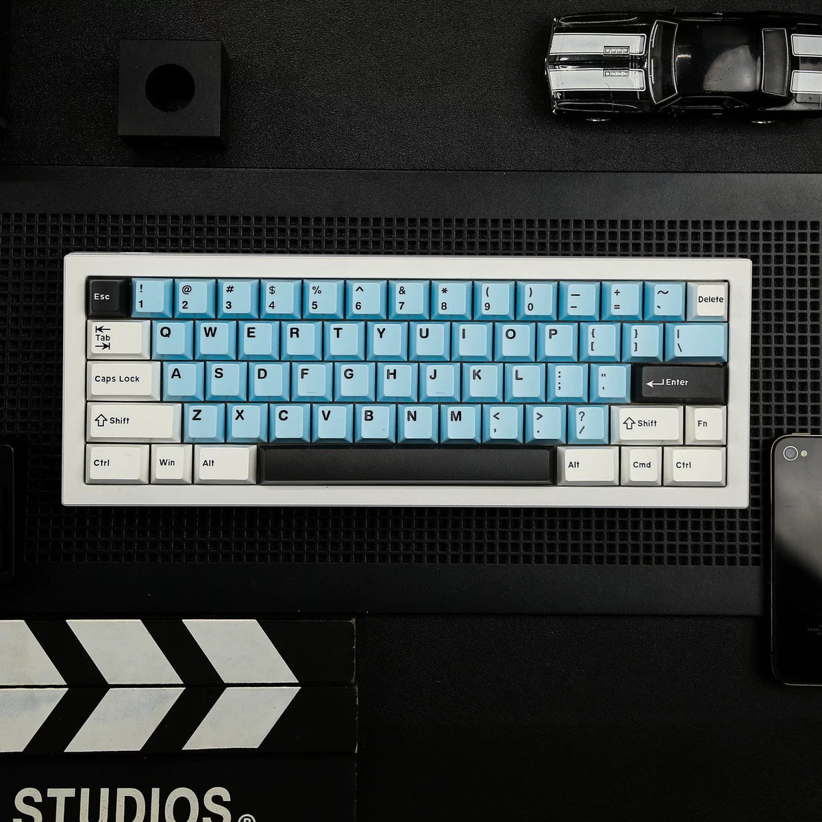 Cloud and Rain Theme Design Keycap Set, PBT Double Color Injection Molding Personalized Keycap Set, Compatible with 61/64/68/75/84/87/104 Key Mechanical Keyboard