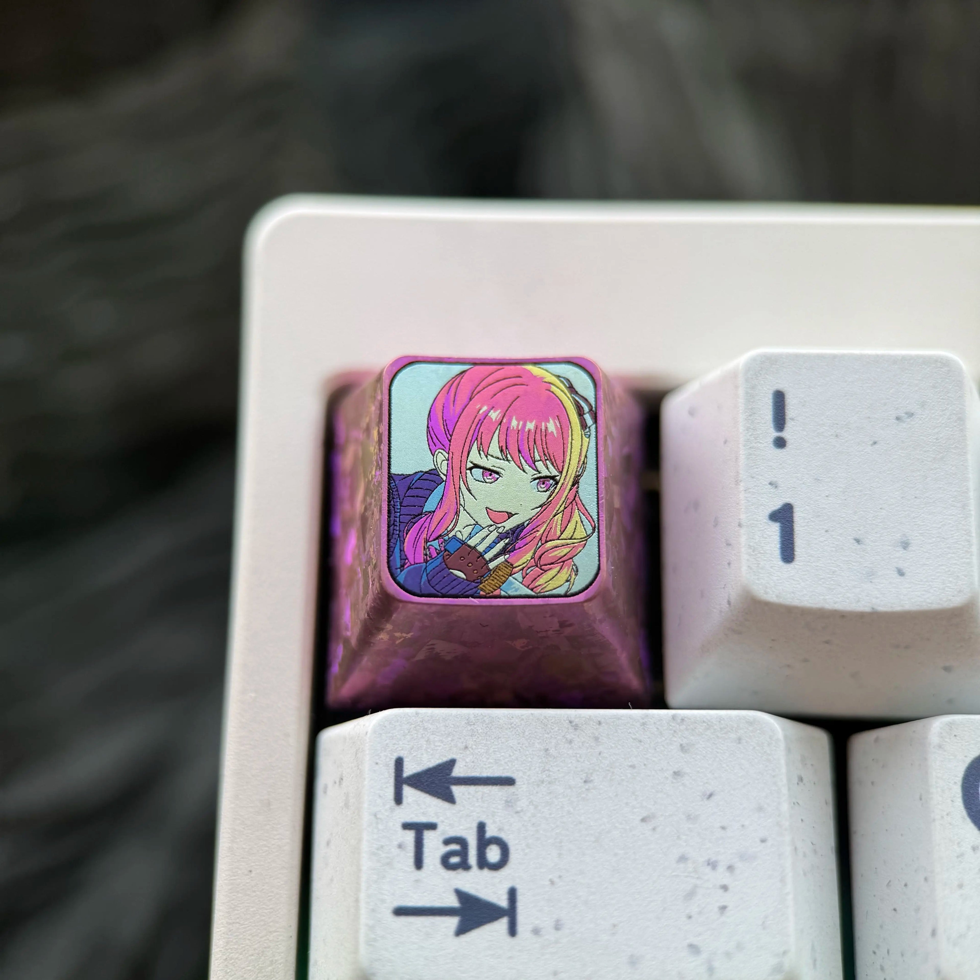 HATSUNE MIKU: COLORFUL STAGE! , AKIYAMA MIZUKI, 1U ice crystal titanium alloy personalized keycap, anime and game culture peripheral products, mechanical keyboard decorative keycap.