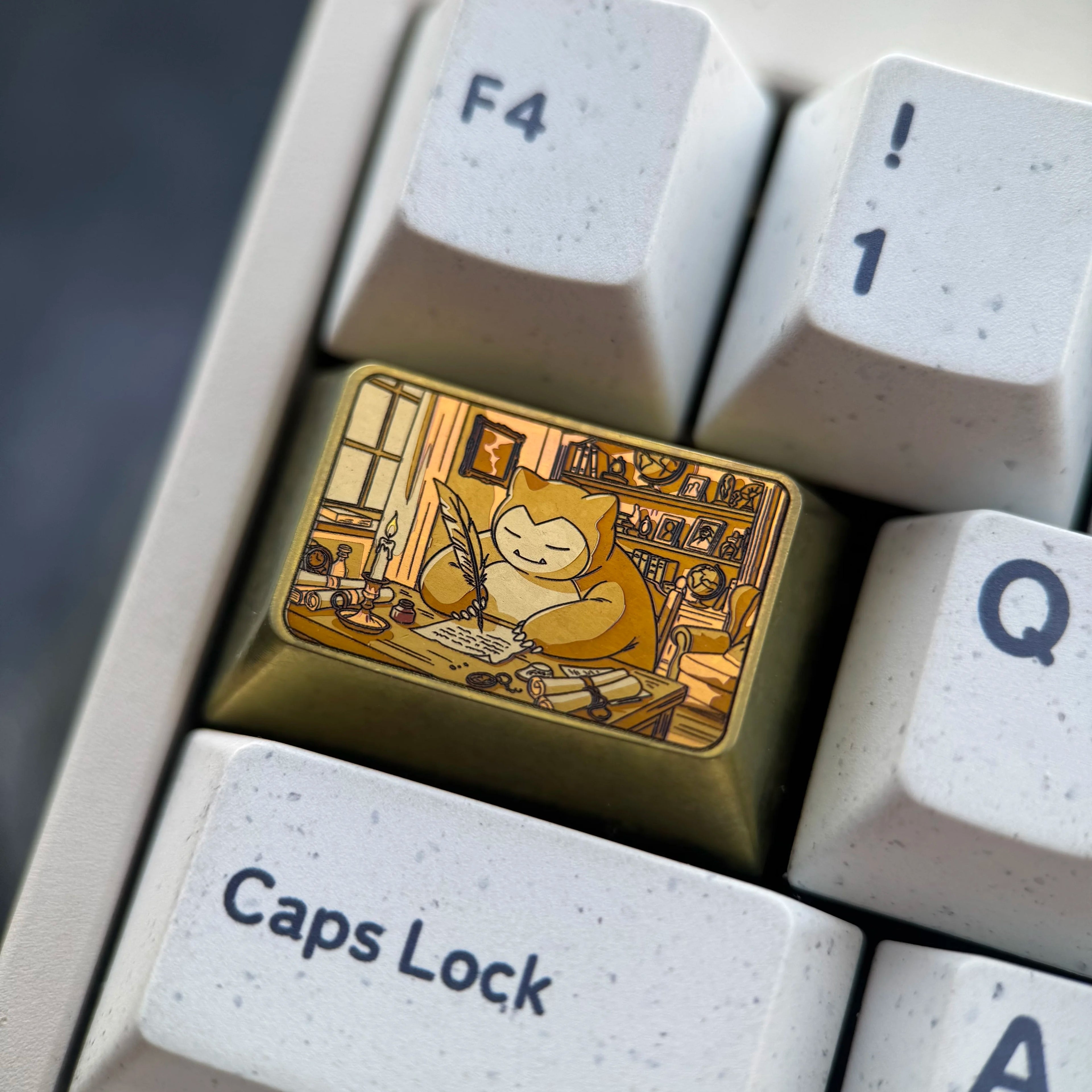 Pok é mon alloy series, gold Snorlax, 1.5U titanium alloy personalized keycaps, anime game culture innovation metal decorative keycaps