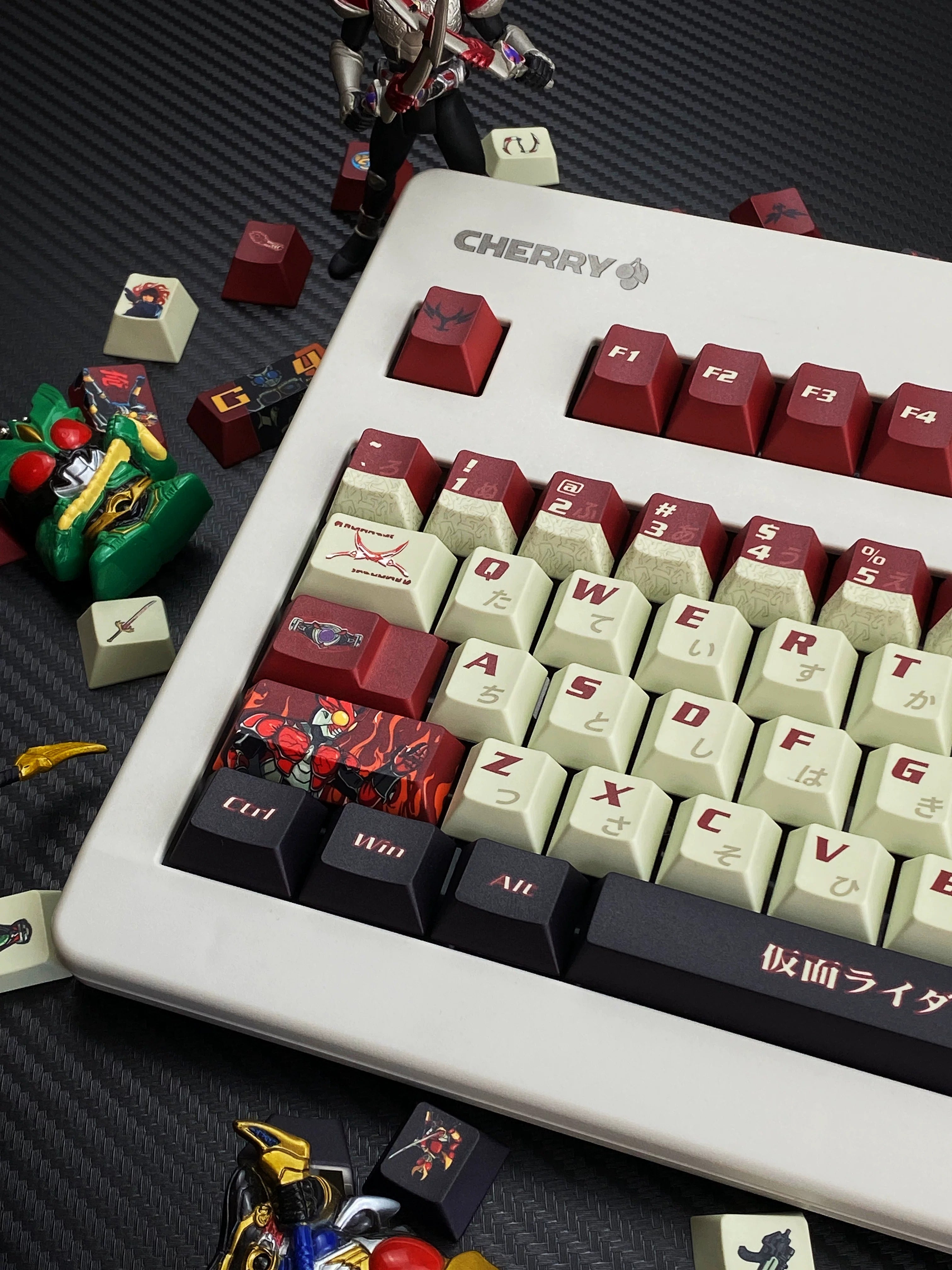 Masked Rider Agito Theme Design Set Keycaps, PBT Material Original Factory Highly Personalized Keycap Set, Anime Game Theme Keycaps, Suitable for 61/64/68/75/84/87/104 Key Mechanical Keyboard