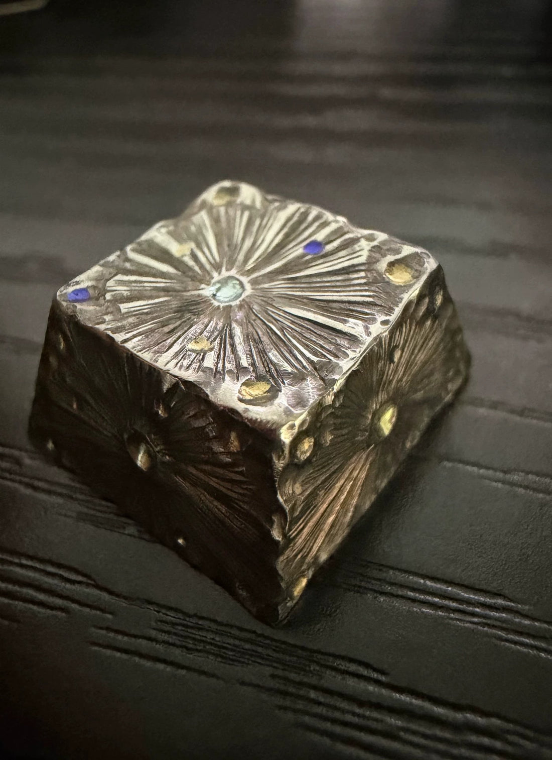 Hand carved titanium alloy meteorite craters, personalized titanium alloy keycaps, mechanical keyboard metal decorative keycaps