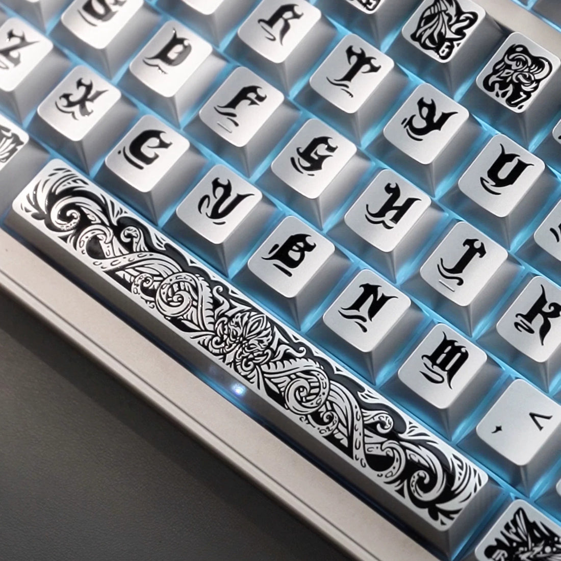 Ancient God, Cthulhu themed design, metallic paint texture, PBT material personalized keycap set, creative decorative keycap set, compatible with 61/64/68/75/84/87/104 mechanical keyboard replacement keycap