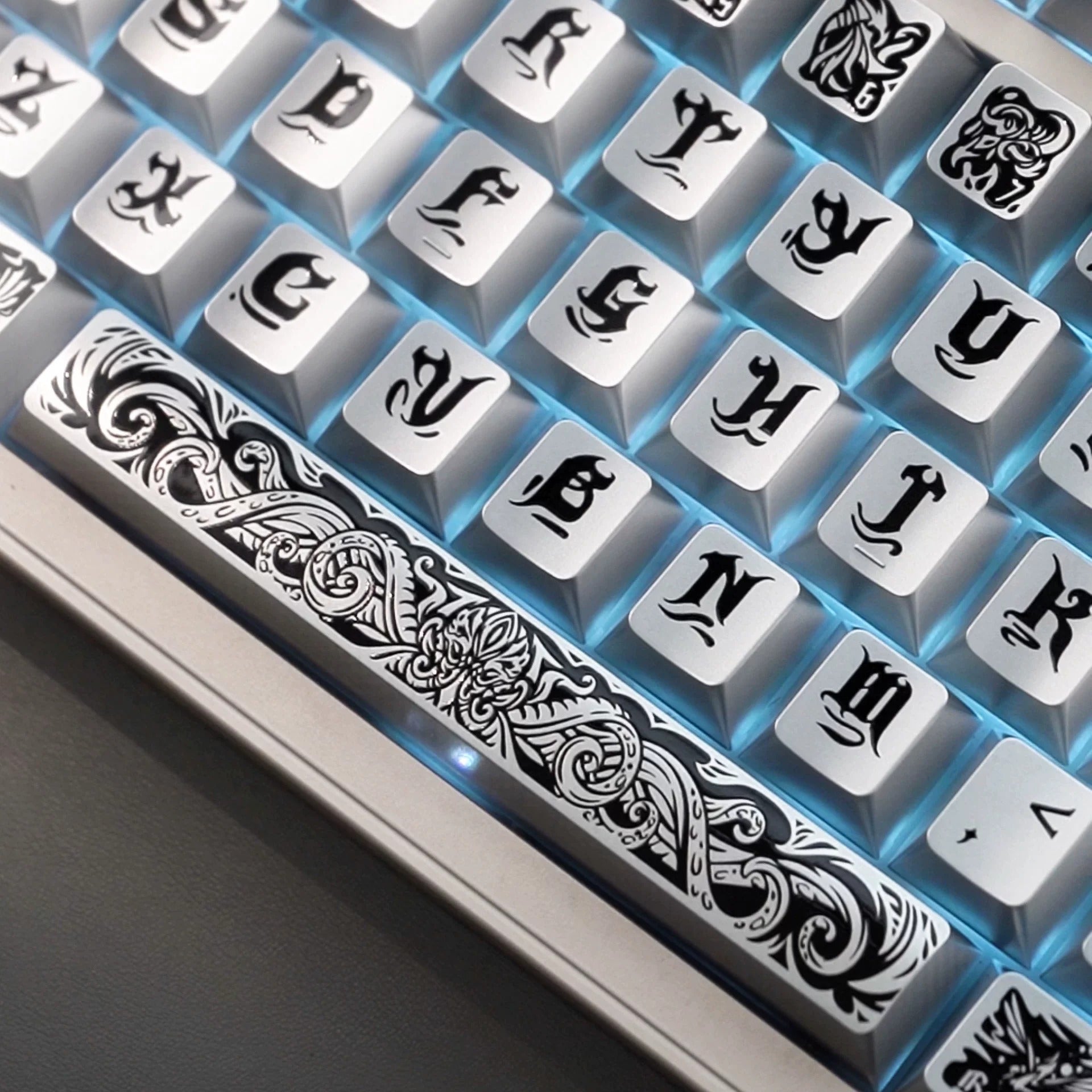 Ancient God, Cthulhu themed design, metallic paint texture, PBT material personalized keycap set, creative decorative keycap set, compatible with 61/64/68/75/84/87/104 mechanical keyboard replacement keycap