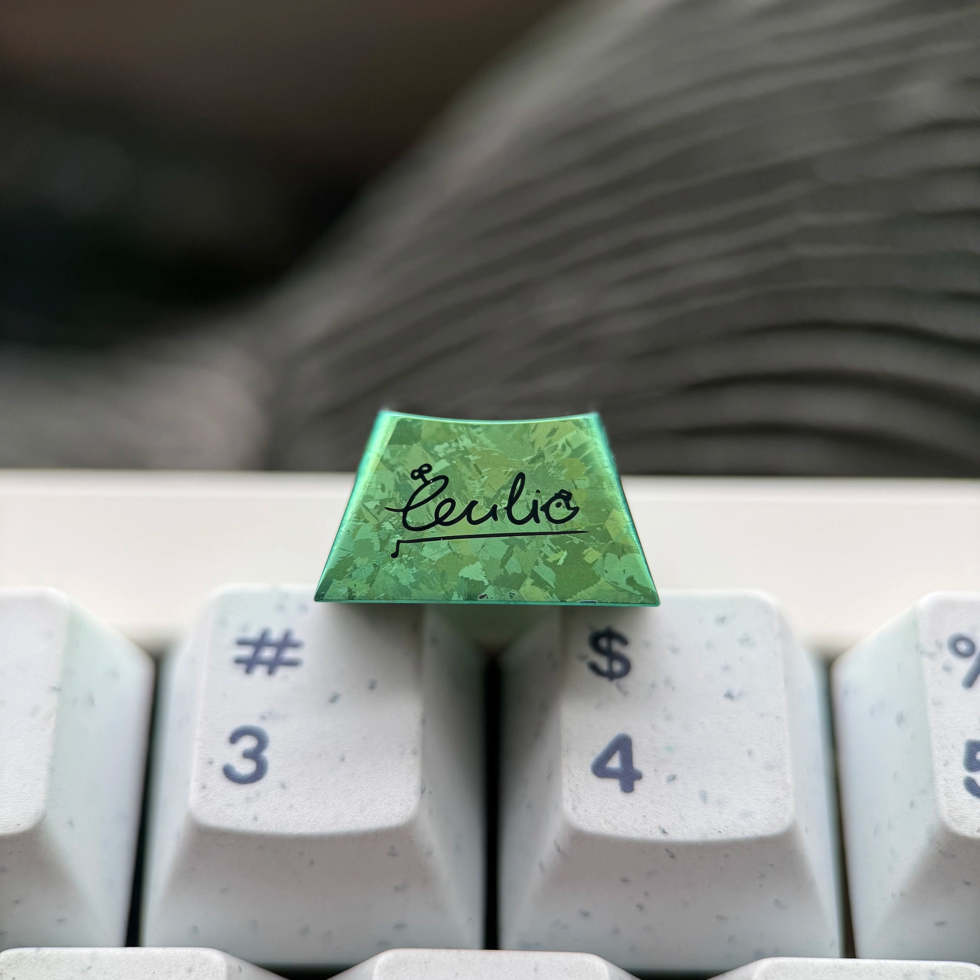 Cecilia Immergreen, VTuber, 1U signature titanium alloy personalized keycap, anime virtual idol decorative keycap, cultural peripheral products