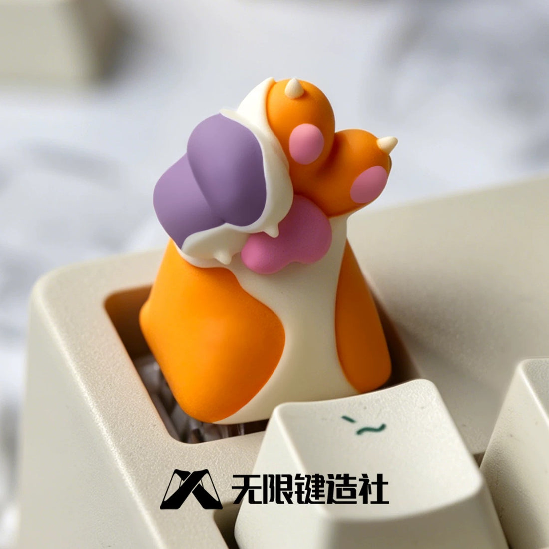 Whose claws? Multi colored resin personalized keycaps, cute cartoon design art keycaps, mechanical keyboard resin decorative keycaps