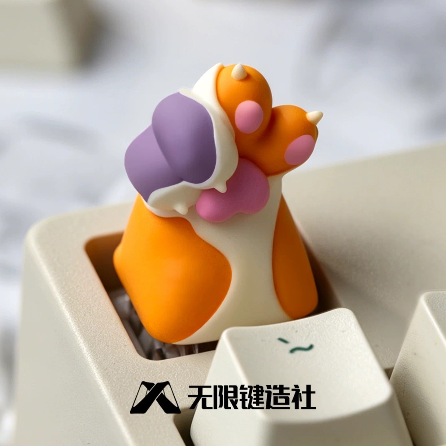 Whose claws? Multi colored resin personalized keycaps, cute cartoon design art keycaps, mechanical keyboard resin decorative keycaps