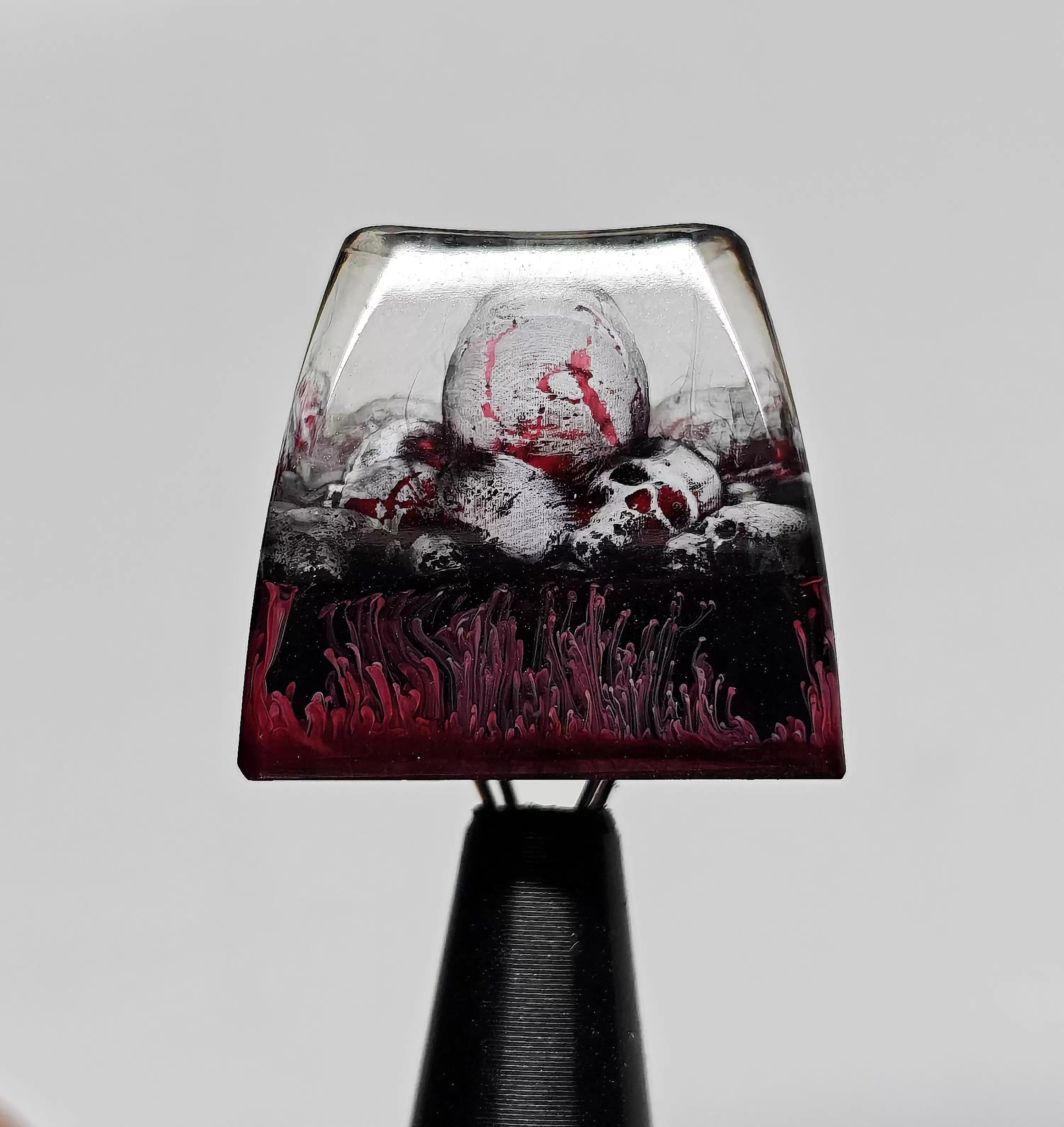 Dark Gothic style, skull crystal resin personalized keycaps, dark 1U resin decorative keycaps