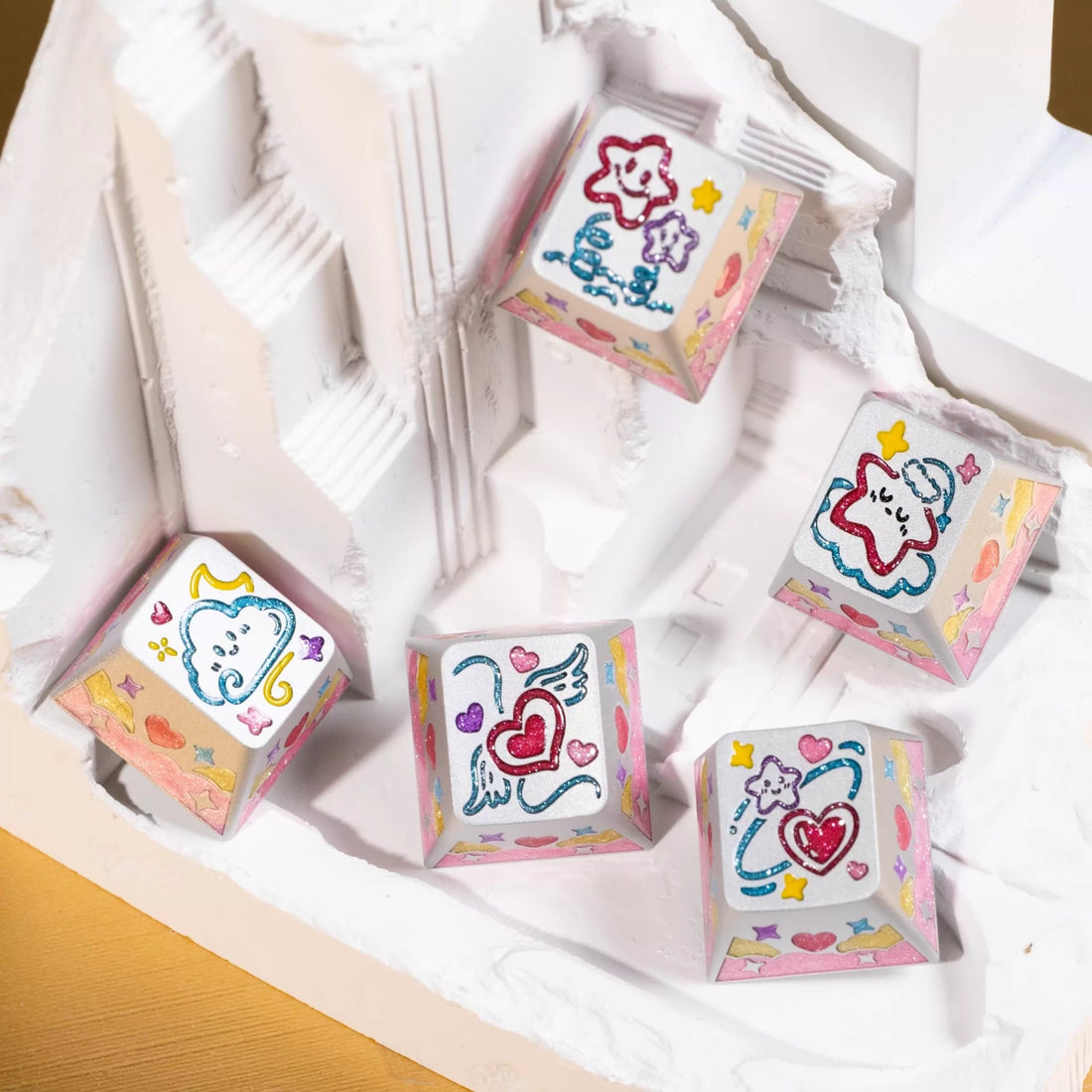 Cute weather theme, keycaps made of aluminum alloy material CNC integrated precision machining personalized keycaps, mechanical keyboard decorative keycaps