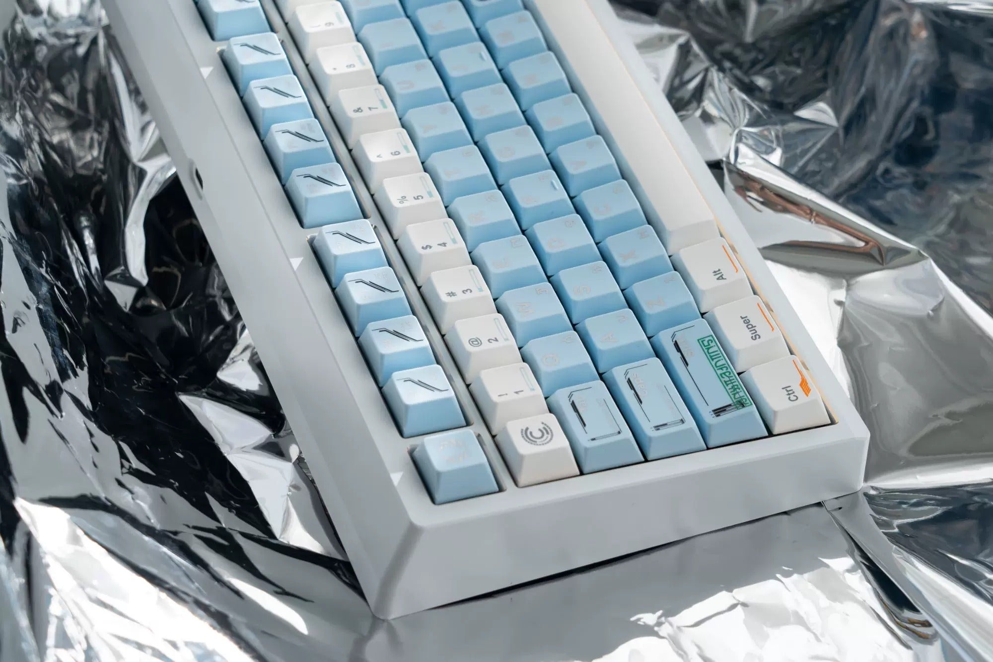 Space Station Theme SpaceStation Mechanical Keyboard Keycaps in Blue and White Color, Original Factory Height PBT Material Decorative Keycap Set
