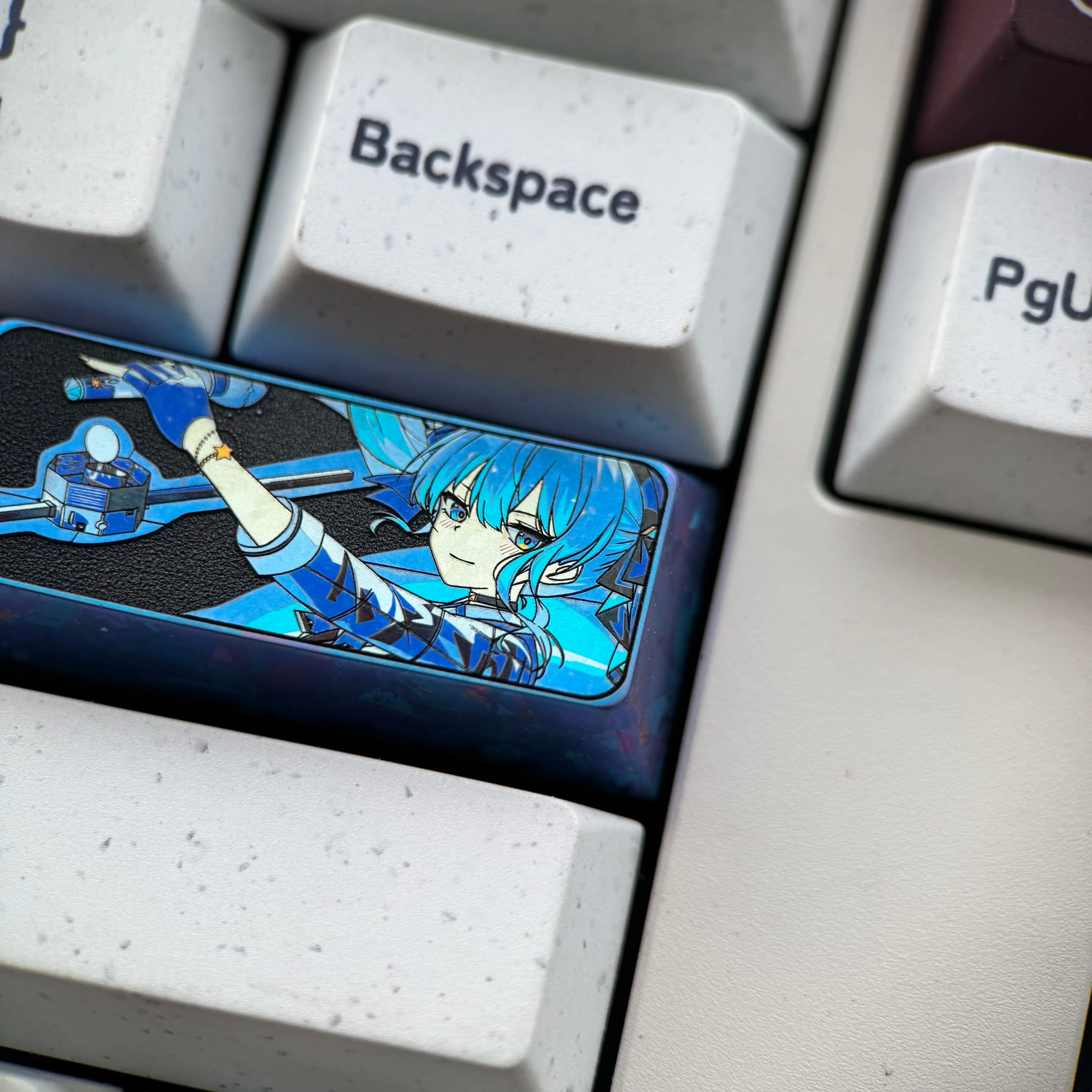 Hoshimachi Suisei, 2.25U titanium alloy personalized keycaps, metal carved decorative keycaps