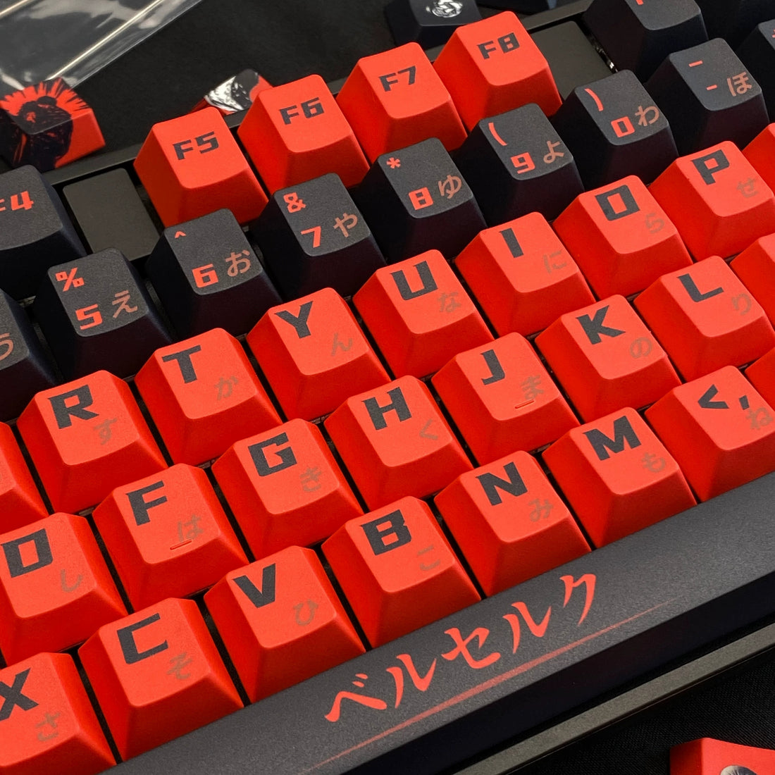 Berserk themed design set keycaps, PBT material original factory highly personalized keycap set, anime game keycap set, suitable for 61/64/68/75/84/87/104 key mechanical keyboards