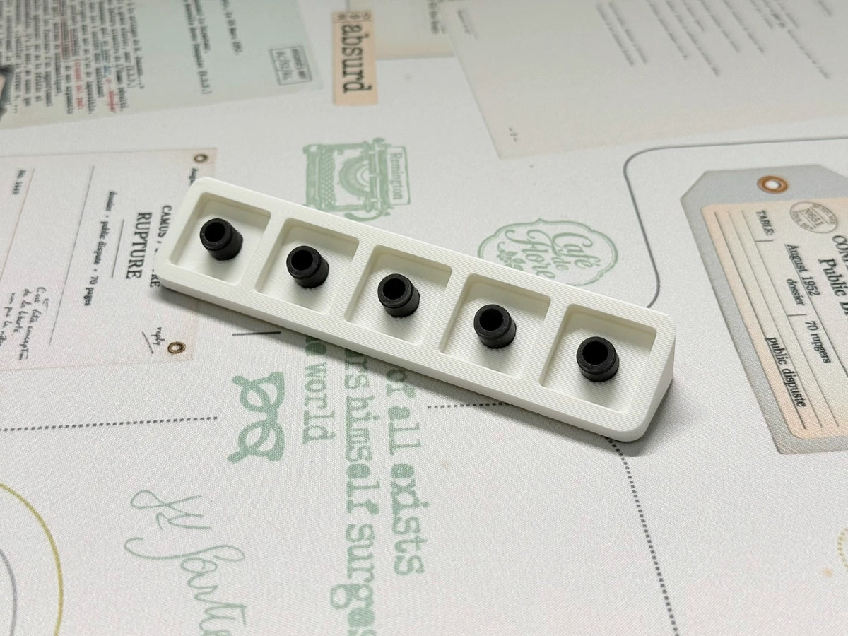 personalized keycap display rack, Multiple display boxes made of resin material in a row, customized keycap decoration keycap storage