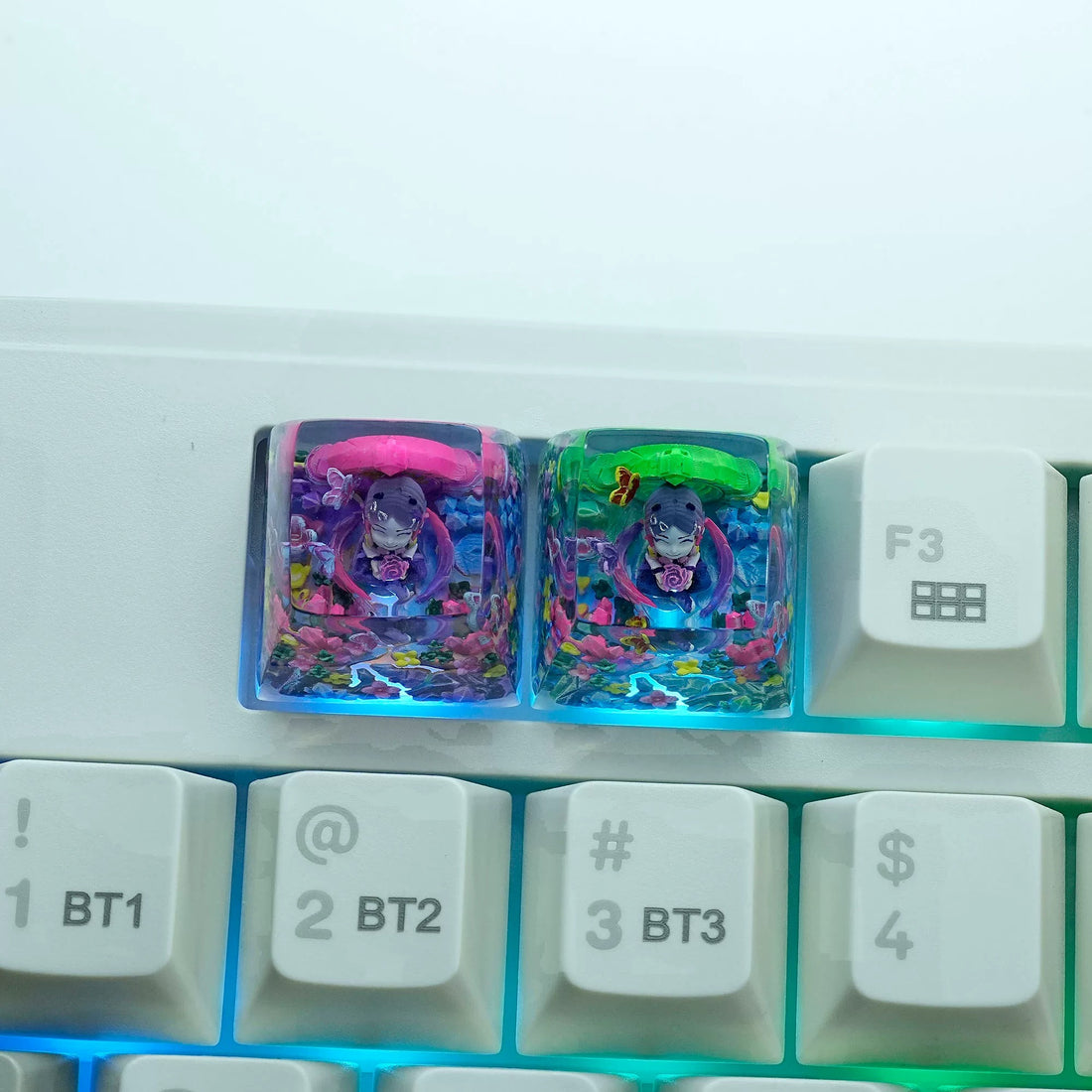 VALORANT,Clove, Crystal resin personalized keycaps, anime and game cultural creative keycaps, mechanical keyboard artistic decorative keycaps
