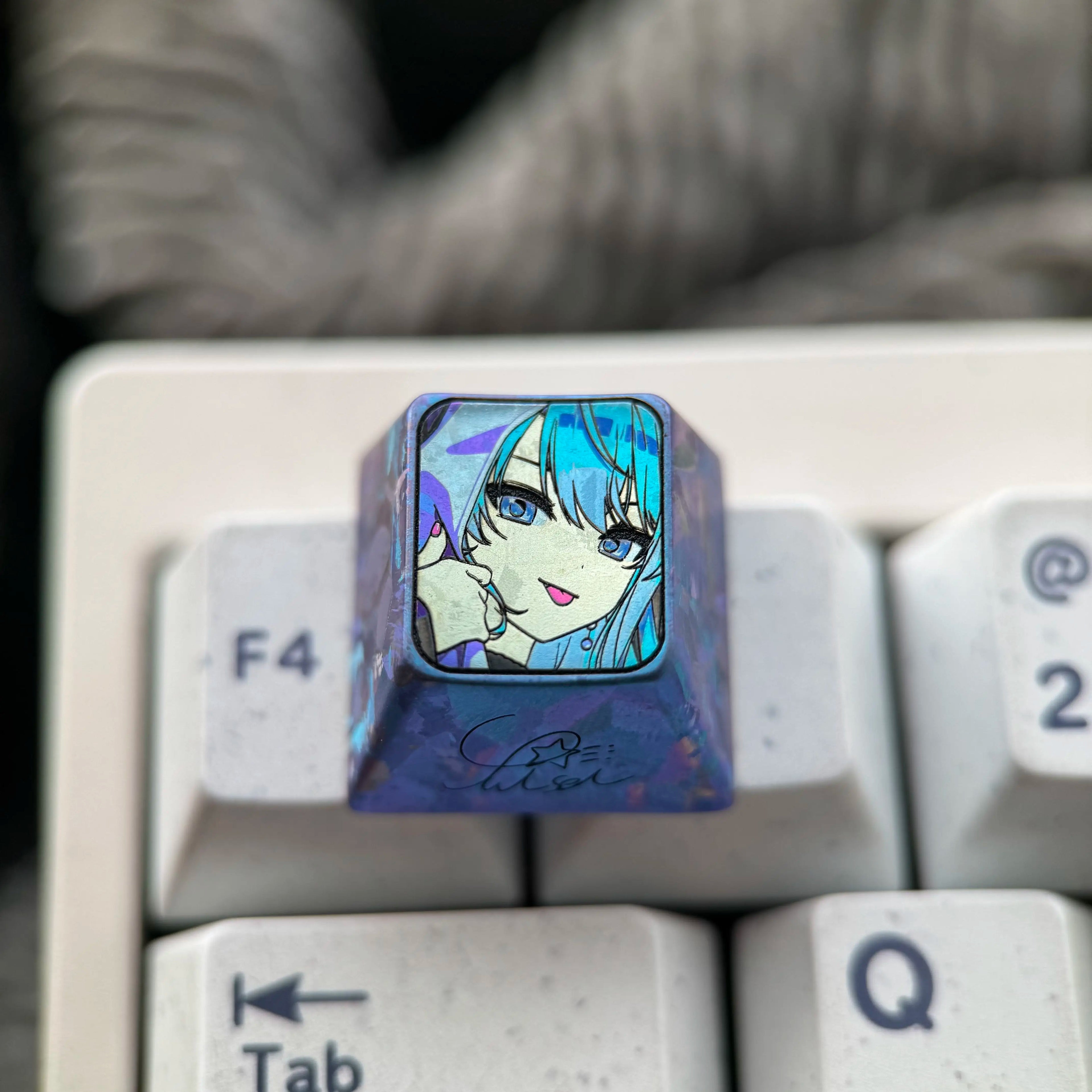 Hoshimachi Suisei, 1U titanium alloy personalized keycap, anime, gaming, cultural and creative mechanical keyboard decoration keycap